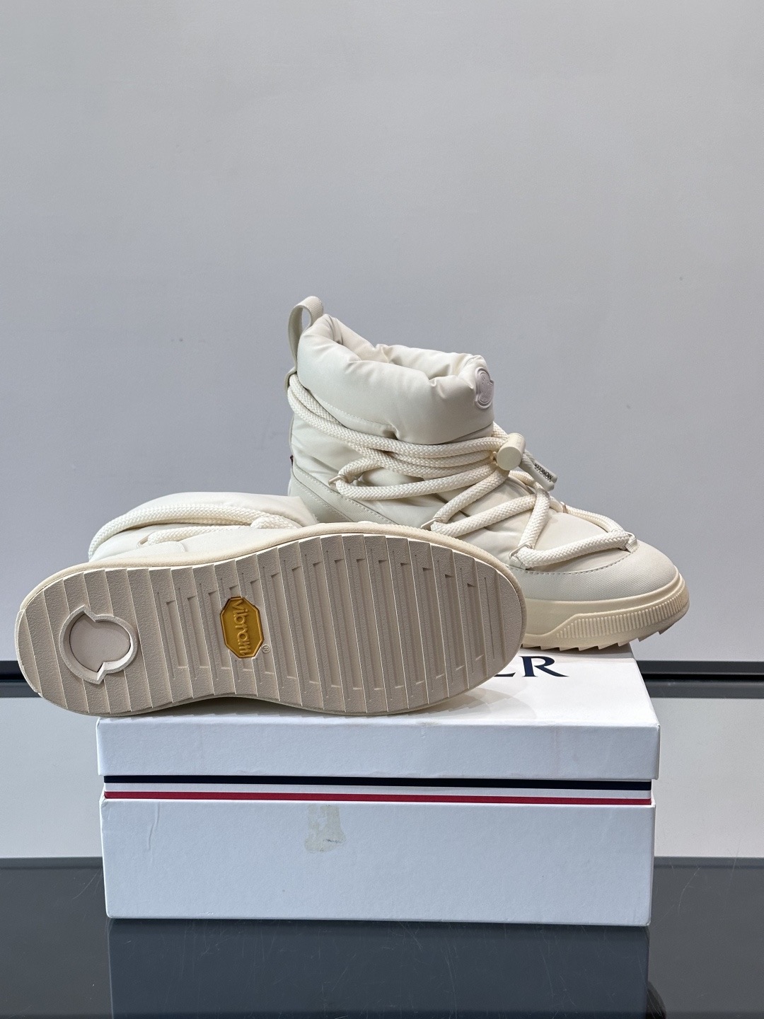 Moncler Style Leather Men's Shoes Men's Shoes Men's Shoes detail image 9 from source 783160