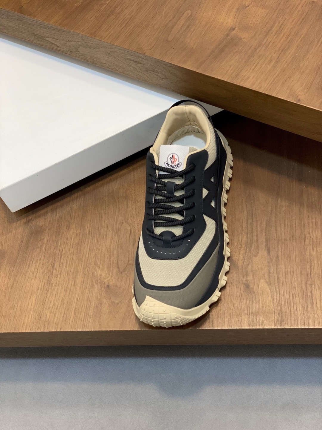 Moncler Style Leather Men's Shoes Men's Shoes Men's Shoes detail image 6 from source 783161