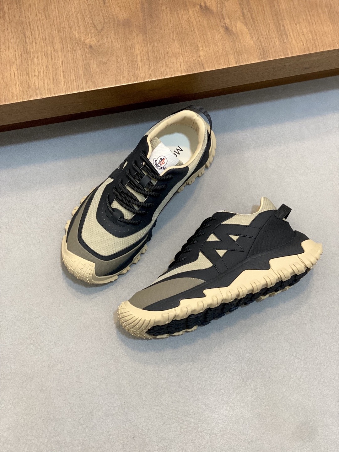 Moncler Style Leather Men's Shoes Men's Shoes Men's Shoes detail image 5 from source 783161