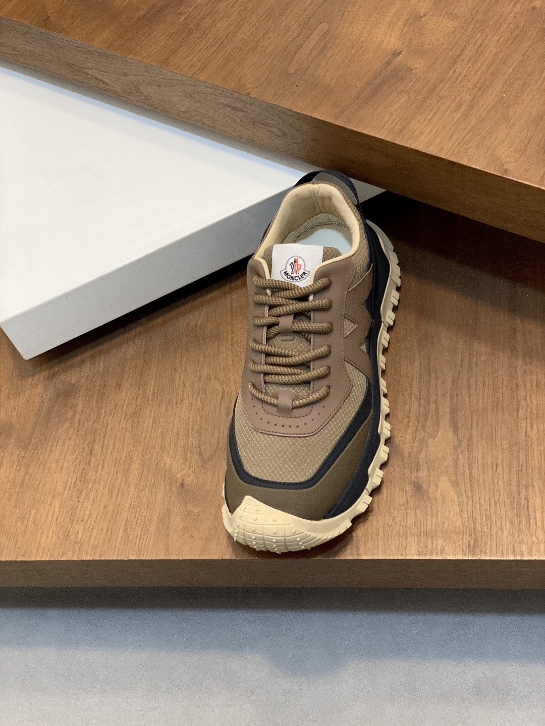 Moncler Style Leather Men's Shoes Men's Shoes Men's Shoes detail image 6 from source 783162