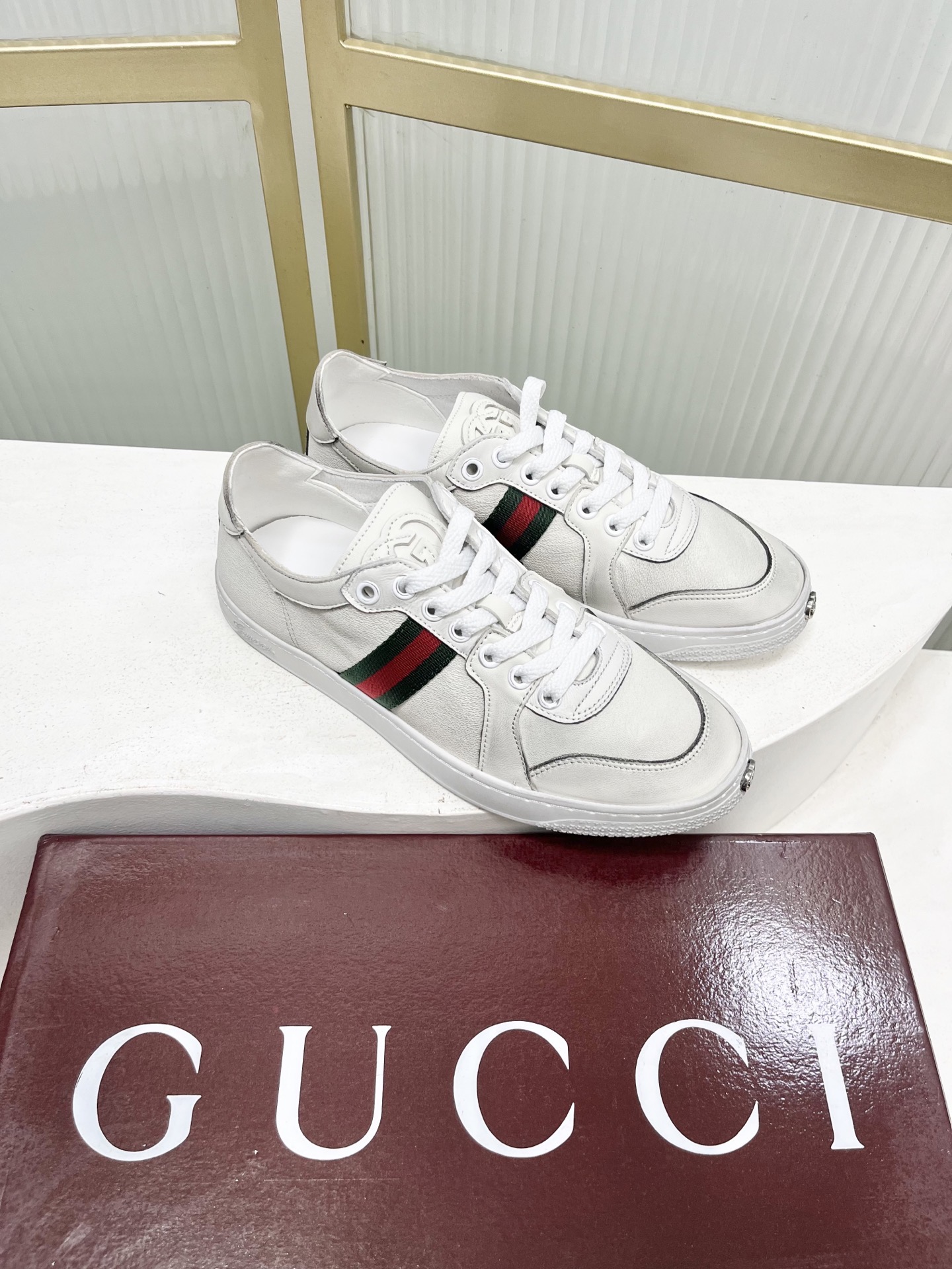Gucci Style Leather Men's Shoes style reference detail image 3 from source 781266