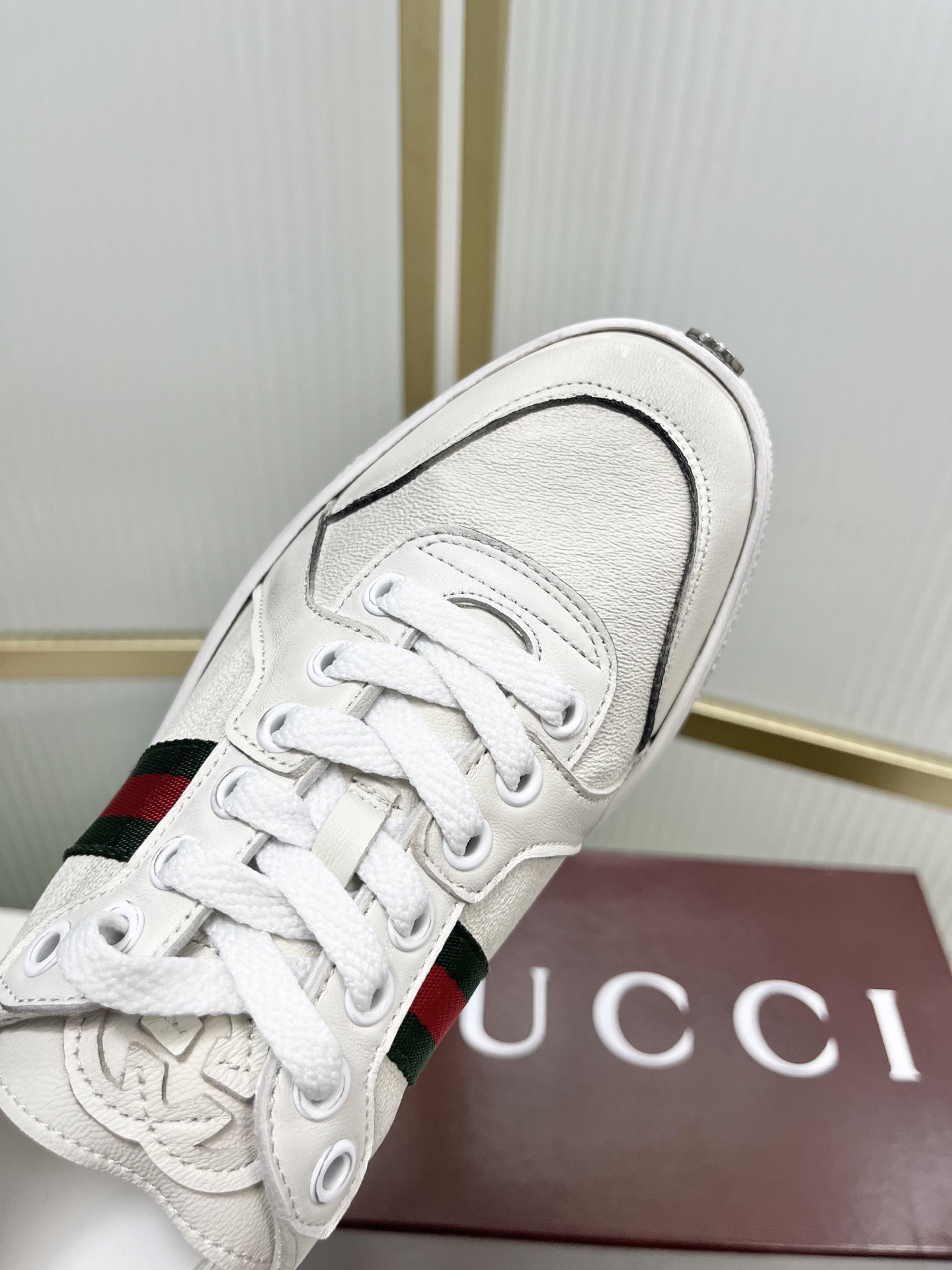 Gucci Style Leather Men's Shoes style reference detail image 9 from source 781266
