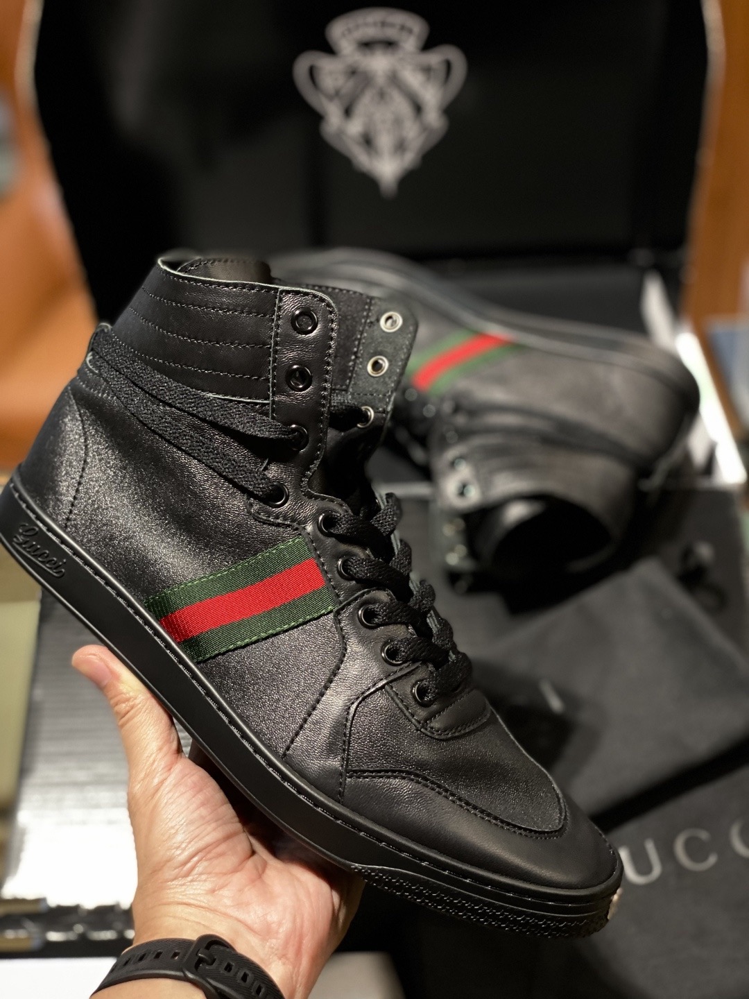 Gucci Style Leather Men's Shoes style reference detail image 7 from source 781267