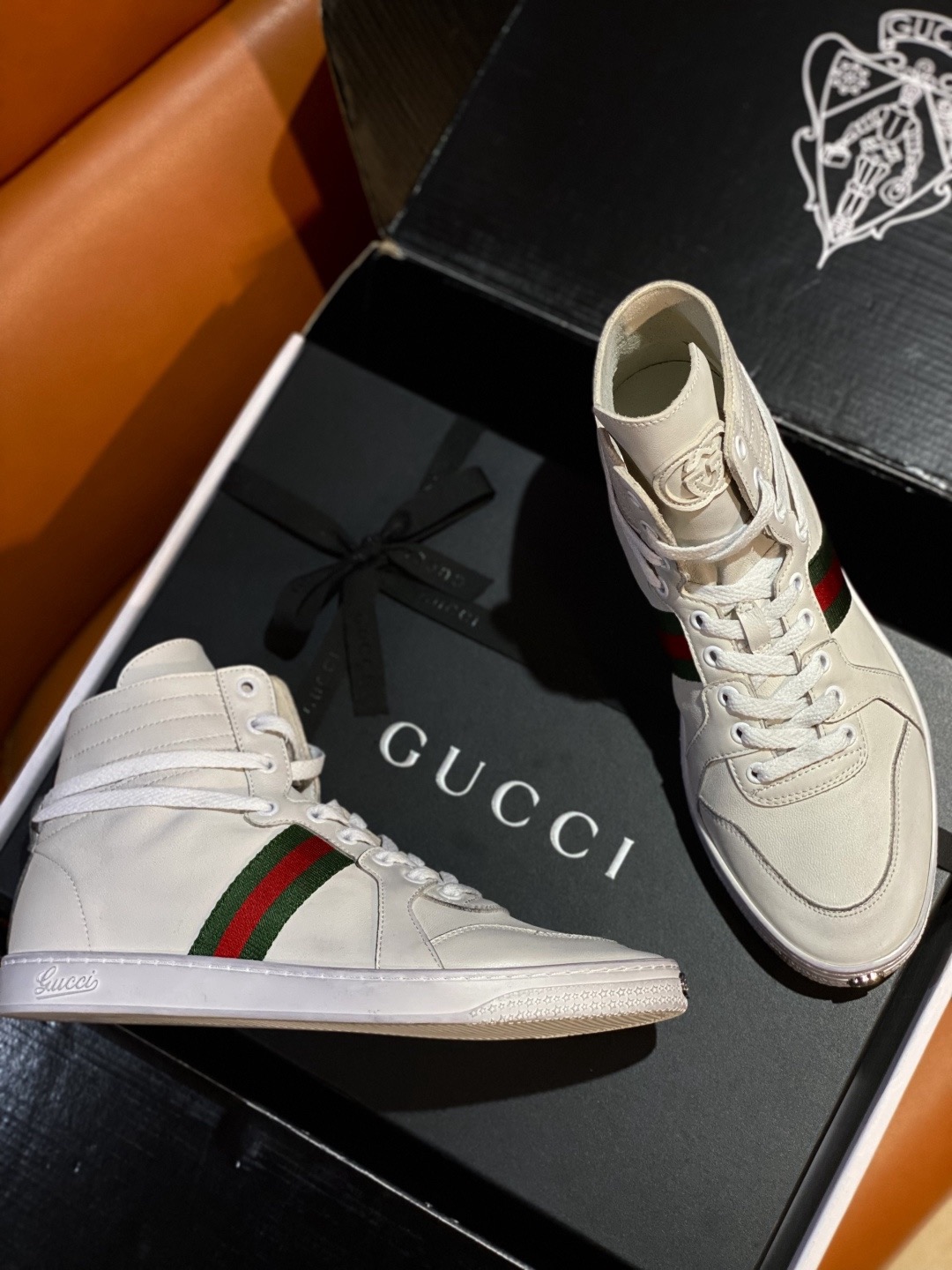 Gucci Style Leather Men's Shoes style reference detail image 3 from source 781268