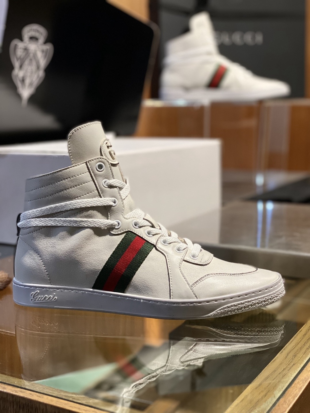Gucci Style Leather Men's Shoes style reference detail image 8 from source 781268