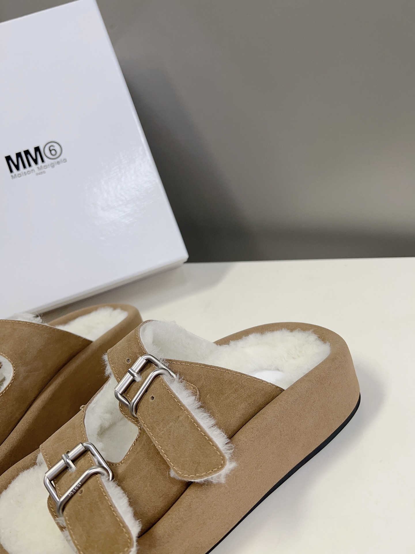 MM6厚底羊毛拖MaisonMargiela！大热时尚风慵懒风系列Mm6MaisonMargiela的实