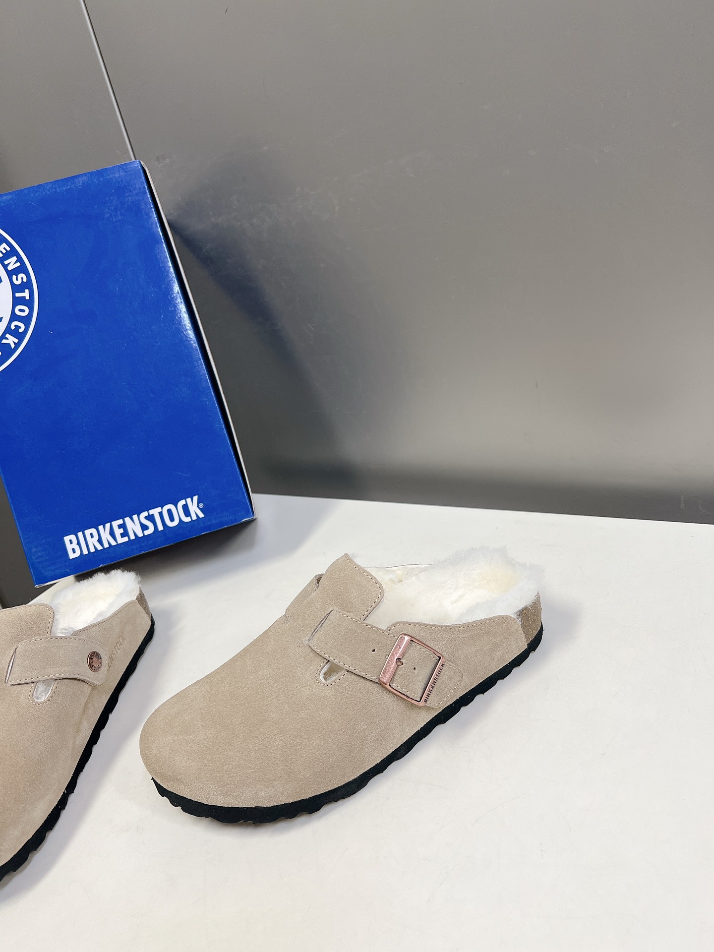 birkenstock️秋冬经典款勃肯拖毛里系列你必须拥有一双鞋就是它了！全世界零差评巨好穿的鞋子非他莫