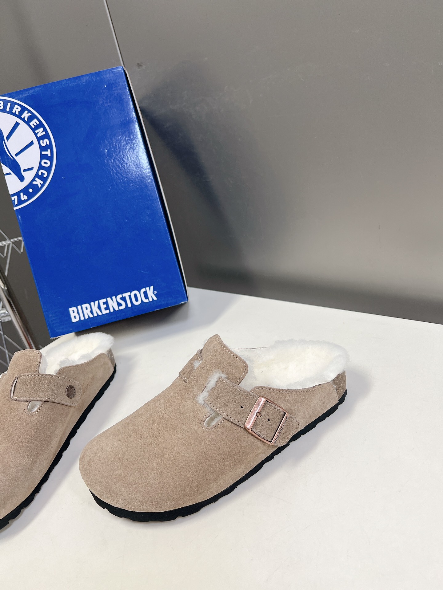 birkenstock️秋冬经典款勃肯拖毛里系列你必须拥有一双鞋就是它了！全世界零差评巨好穿的鞋子非他莫