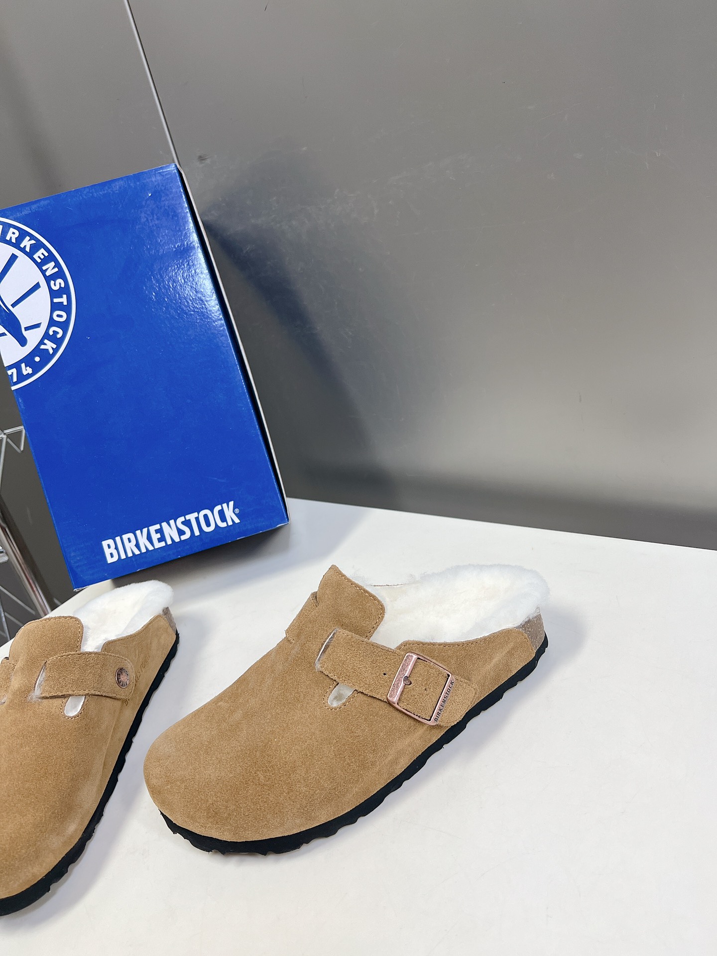 birkenstock️秋冬经典款勃肯拖毛里系列你必须拥有一双鞋就是它了！全世界零差评巨好穿的鞋子非他莫