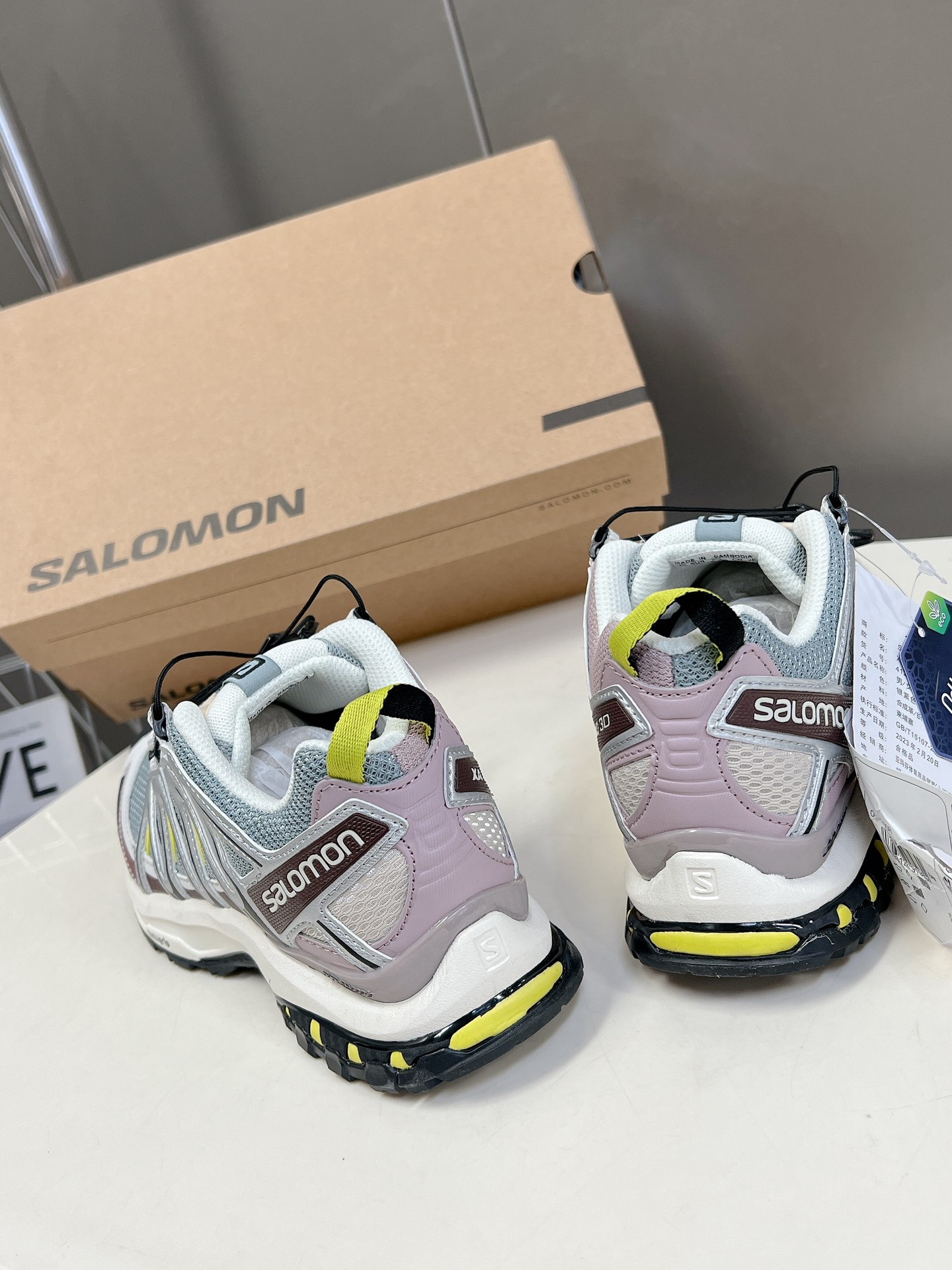 SalomonXAPRO3DADV萨洛蒙户外越野跑鞋鞋面采用SENSIFIT贴合技术全方位贴合包裹脚型鞋