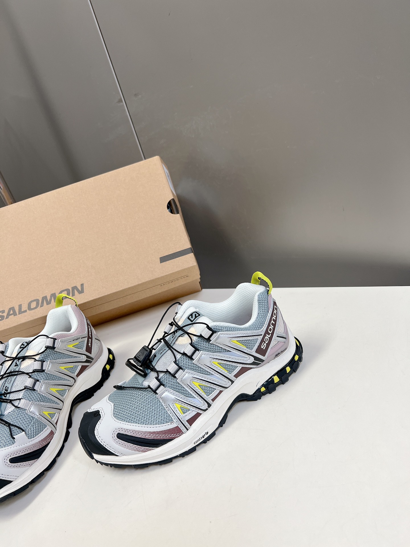 SalomonXAPRO3DADV萨洛蒙户外越野跑鞋鞋面采用SENSIFIT贴合技术全方位贴合包裹脚型鞋