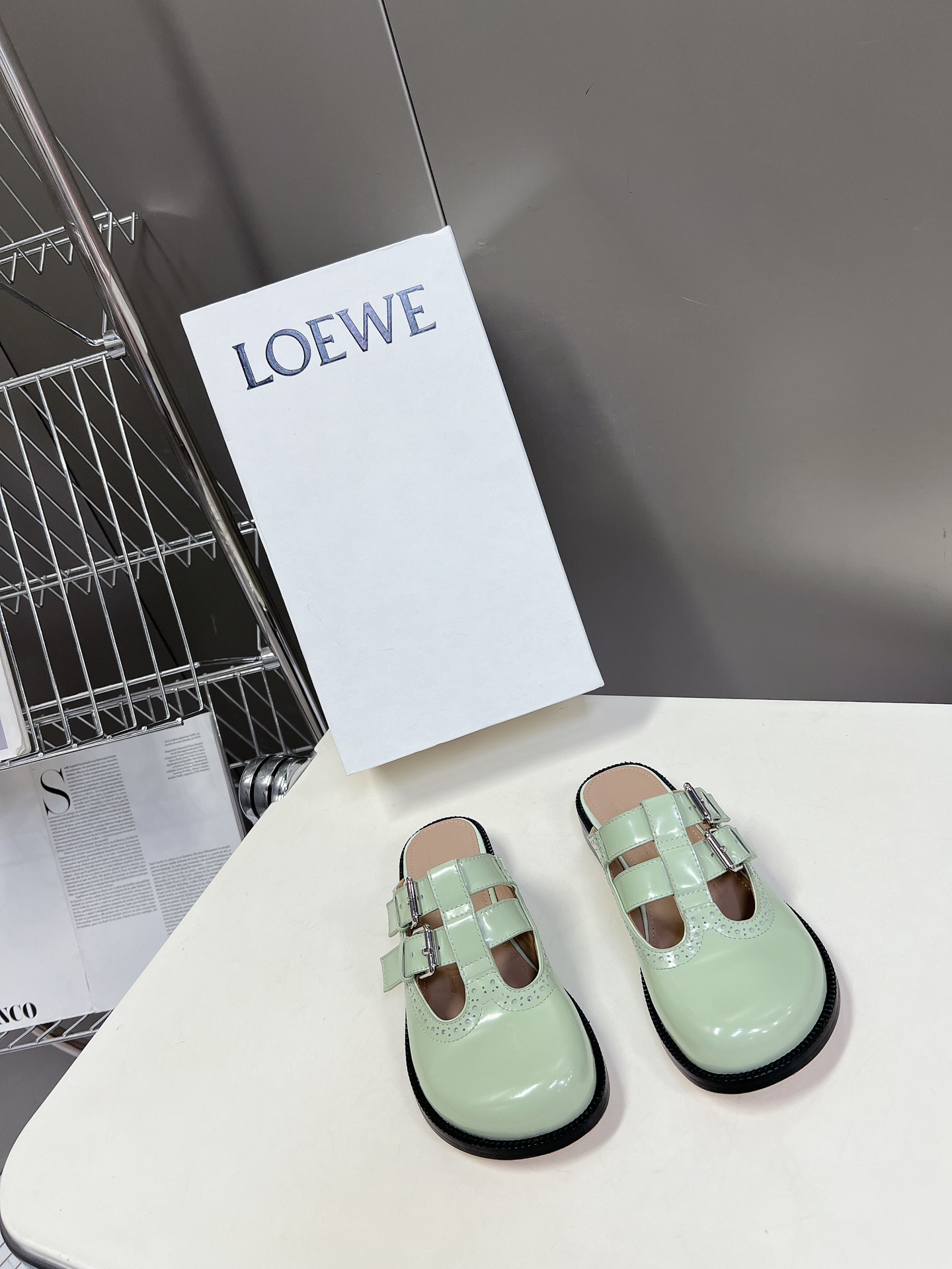 罗意威LoeweCampo2024玛丽珍乐福鞋Loewe全新Campo玛丽珍鞋来自2024早春秀场延续品