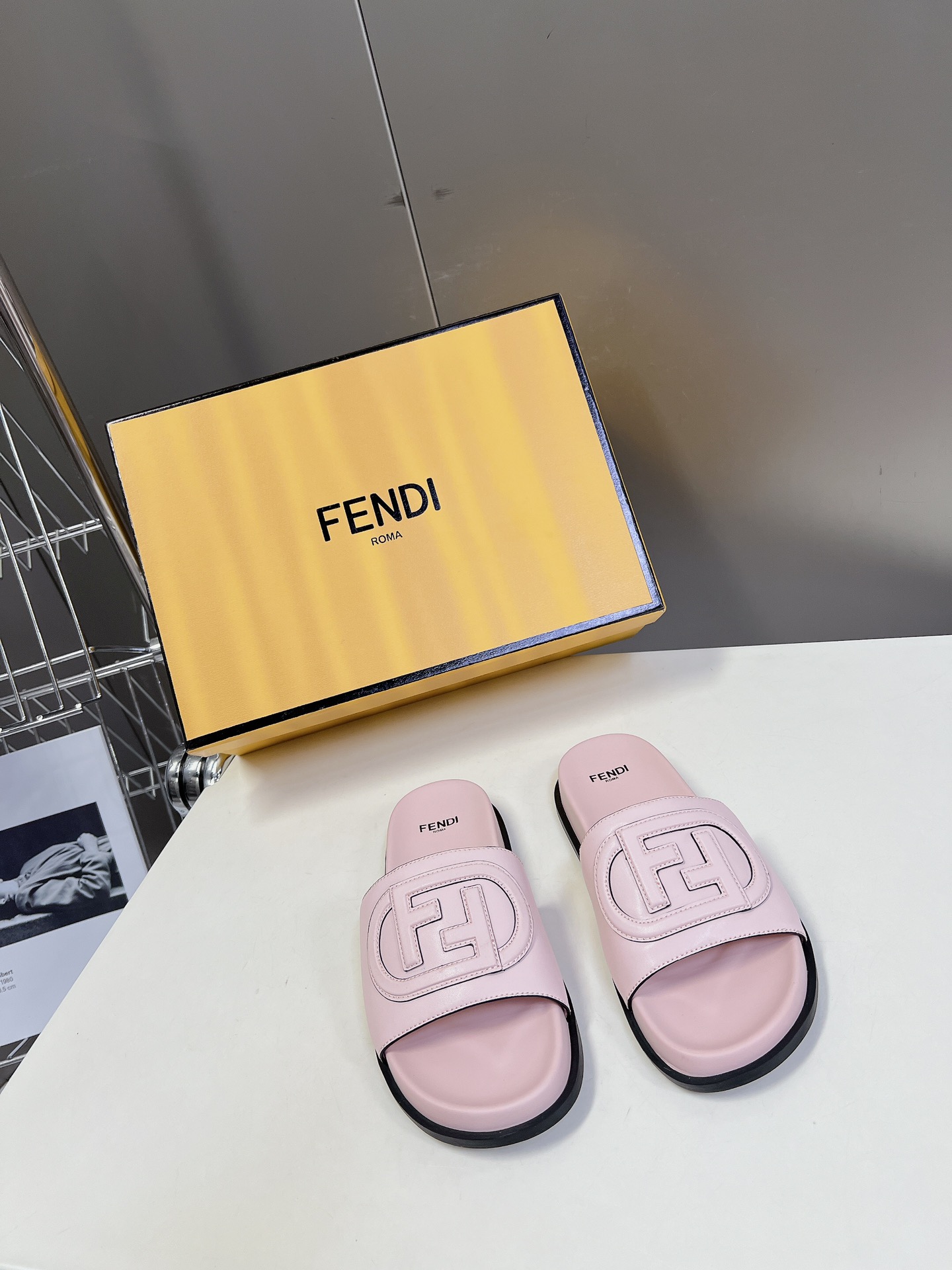 Fendi Scarpe Pantofole Marrone Pelle bovina