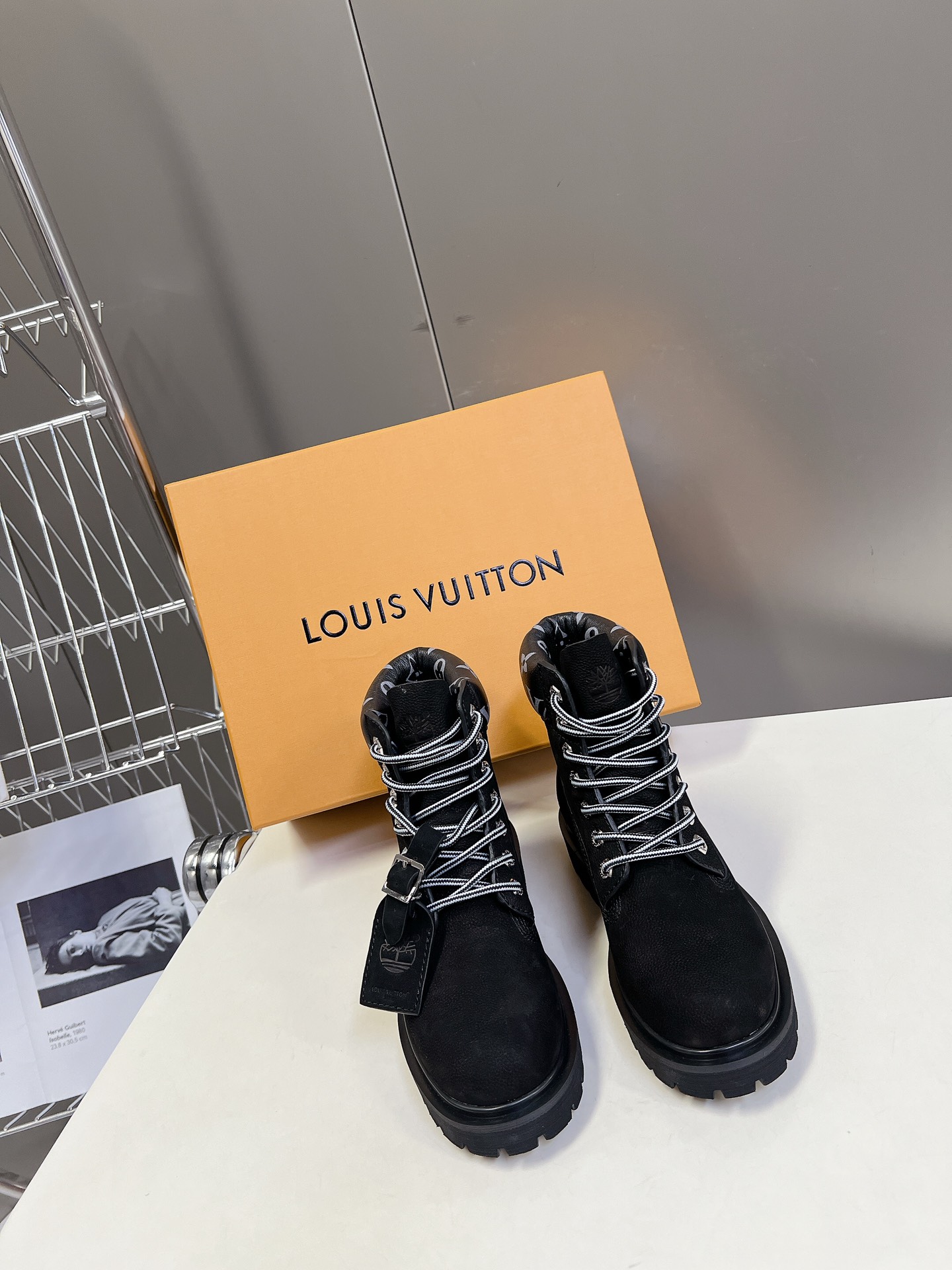 代购级LouisVuittonxTimberland联名ViaInstagram大黄靴今年1月LV202