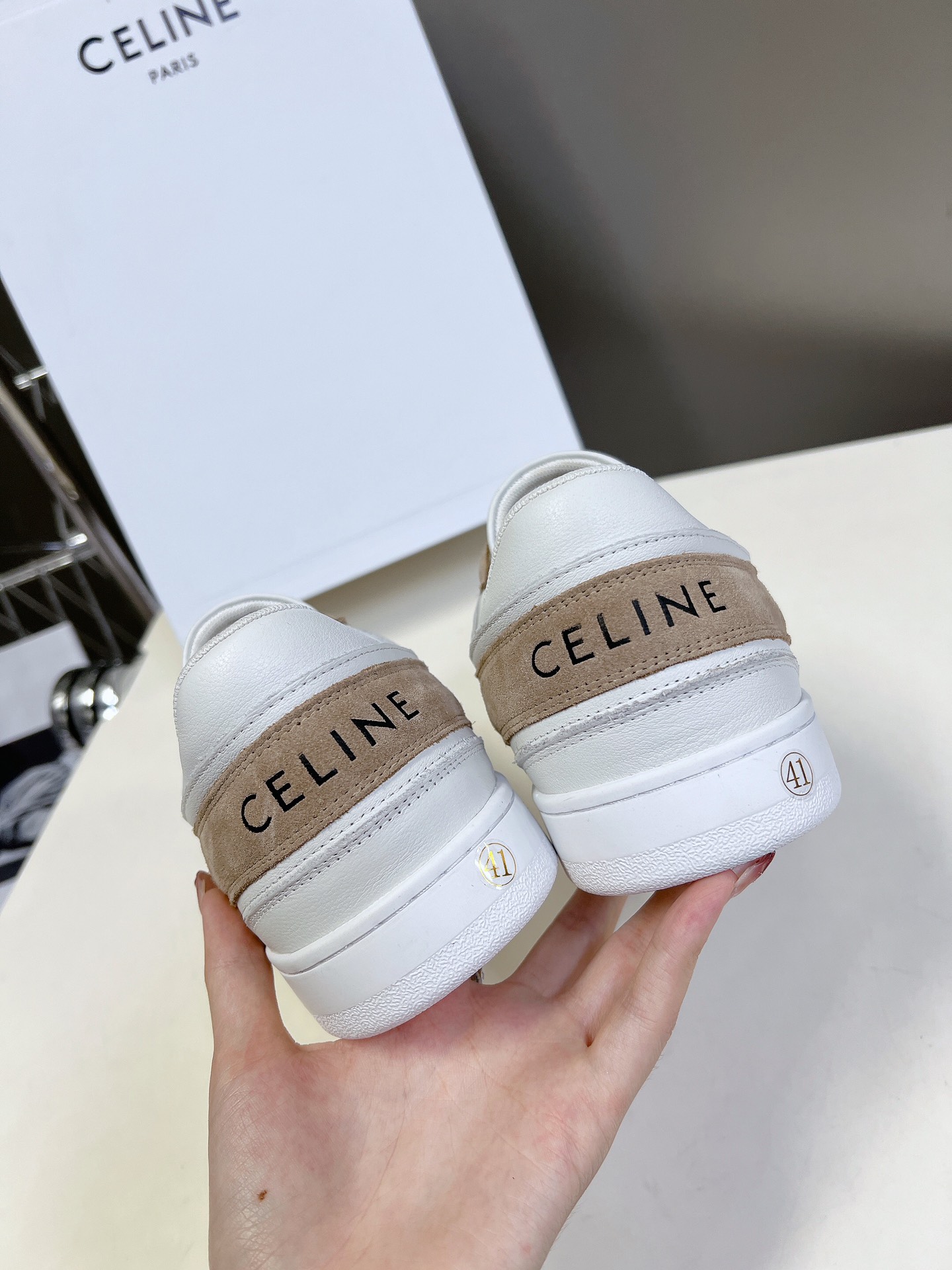 CELINE思琳秋冬最新走秀情侣款休闲鞋CT-04TRAINER系列运动鞋lisa超多明星上脚这一季运动