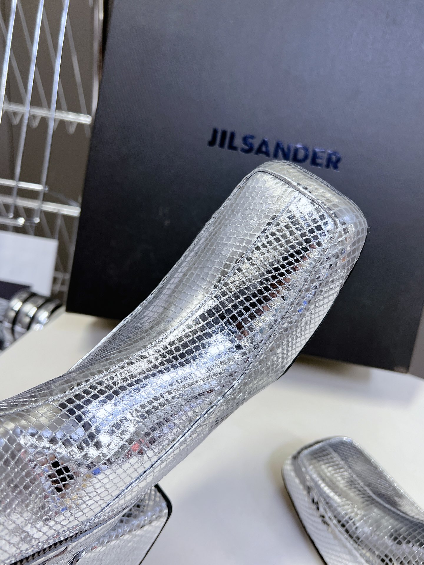 JILSANDER小众品牌百搭秋冬新款绝美靴！秋冬zui时髦的长腿妹子必备这双称为今年美靴方形鞋头又酷又