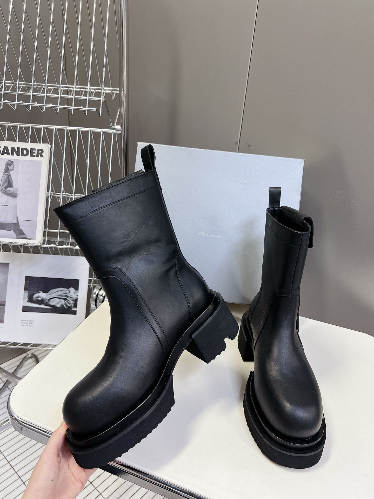 Rick Owens厚底 RO 欧文斯 口袋 机车靴 系列 黑色打蜡牛皮 暗黑系列 高阶风潮 ⚠️ 家族