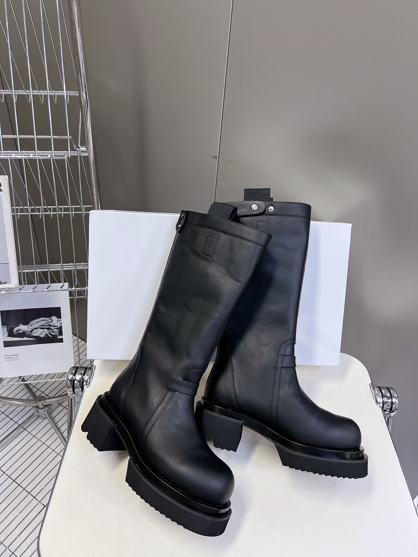 Rick Owens厚底 RO 欧文斯 牛仔钉 机车靴 系列 黑色打蜡牛皮 暗黑系列 高阶风潮 ⚠️ 家