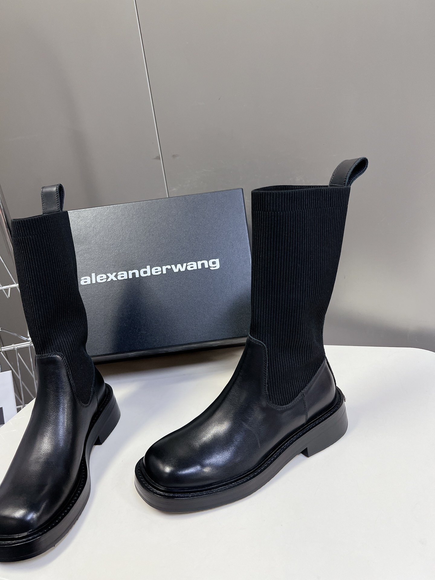 Alexanderwang压力山大王秋冬走秀款短靴jennie海莉同款又酷又辣长腿神器的腿精必备各路大博