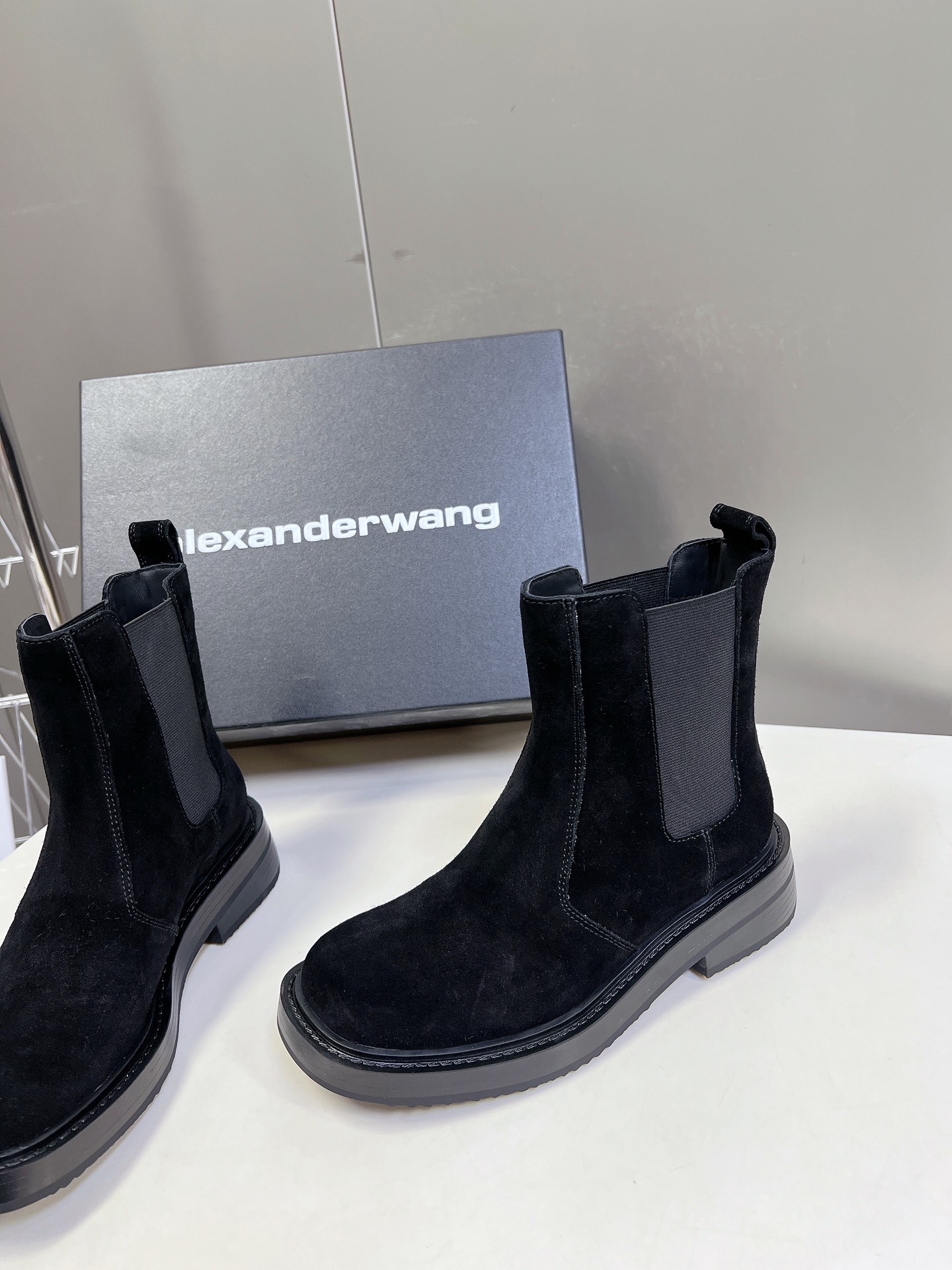 Alexanderwang压力山大王秋冬走秀款短靴jennie海莉同款又酷又辣长腿神器的腿精必备各路大博