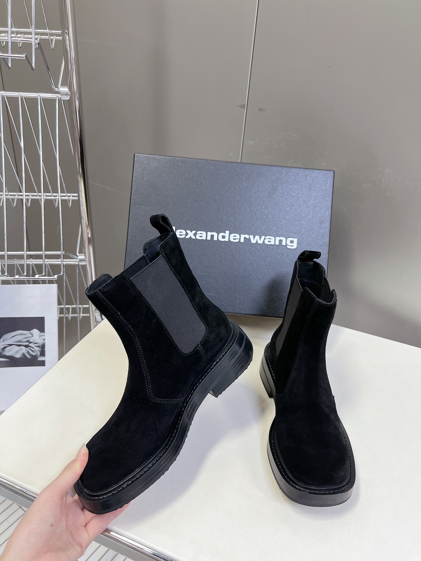 Alexanderwang压力山大王秋冬走秀款短靴jennie海莉同款又酷又辣长腿神器的腿精必备各路大博