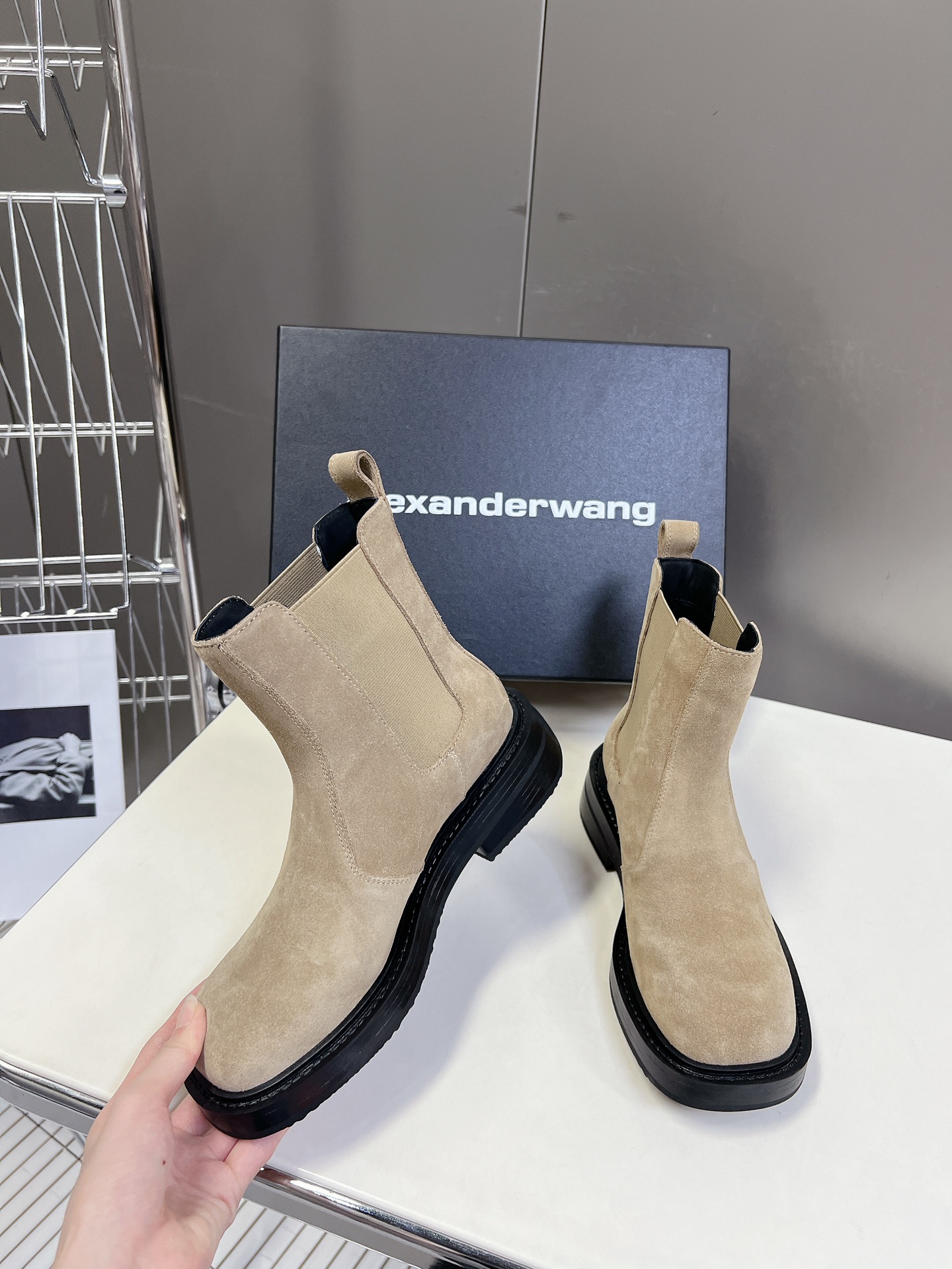 Alexanderwang压力山大王秋冬走秀款短靴jennie海莉同款又酷又辣长腿神器的腿精必备各路大博