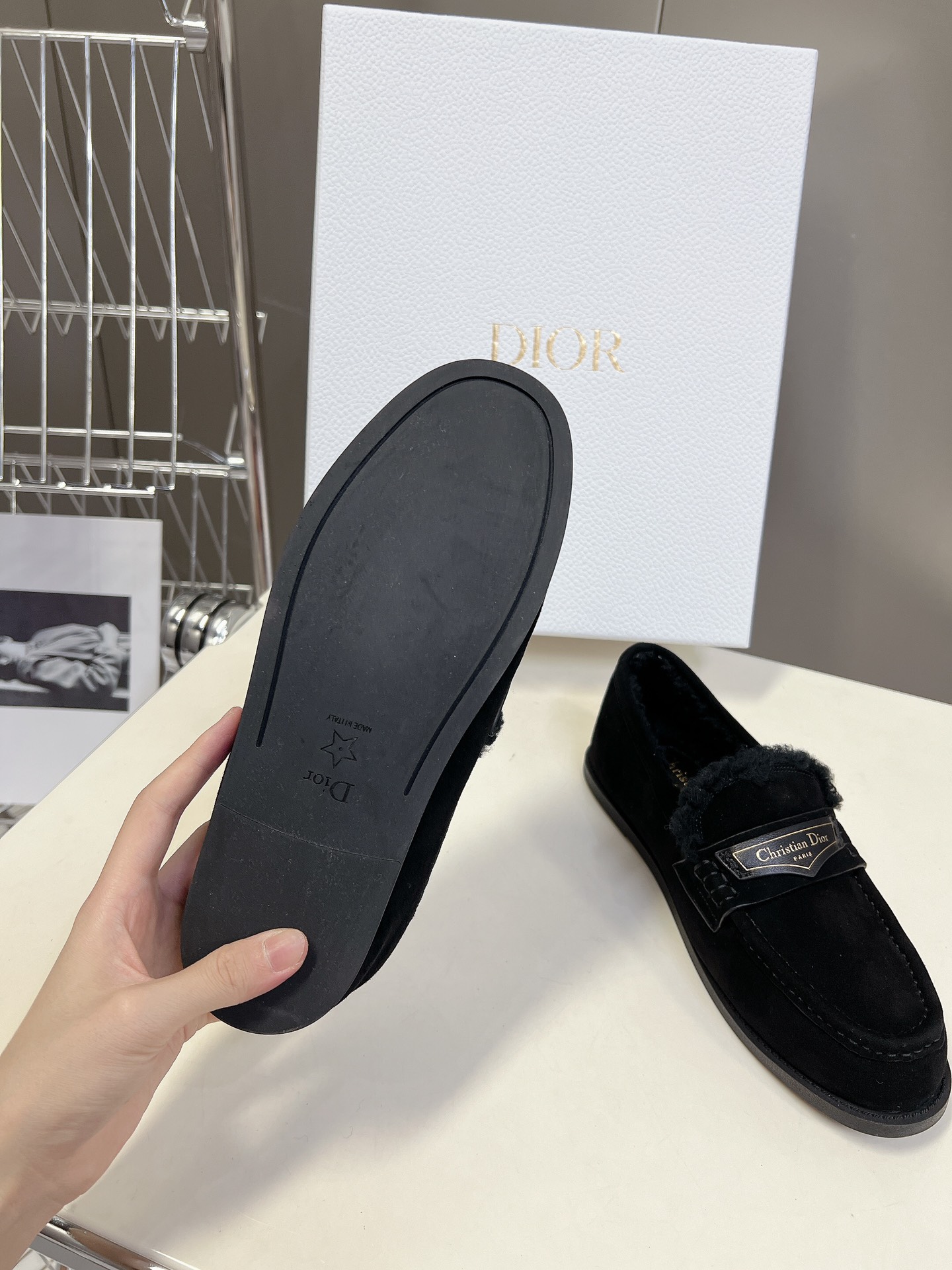 Dior迪奥秋冬新款毛毛乐福鞋顶级品质版型超正复古时尚经典单品巴黎时装周第一场分量十足的大秀场打造的新品