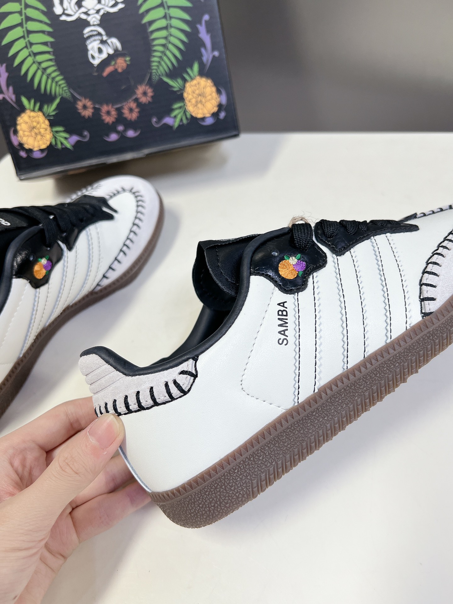 阿迪达斯AdidasoriginalsSAMBAOGDiaDeLosMuertosPack”2024亡