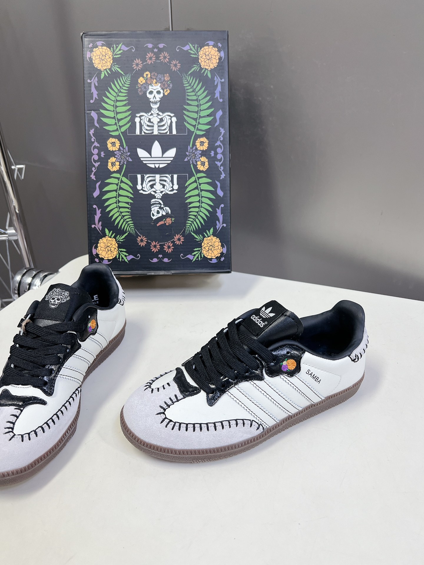 阿迪达斯AdidasoriginalsSAMBAOGDiaDeLosMuertosPack”2024亡