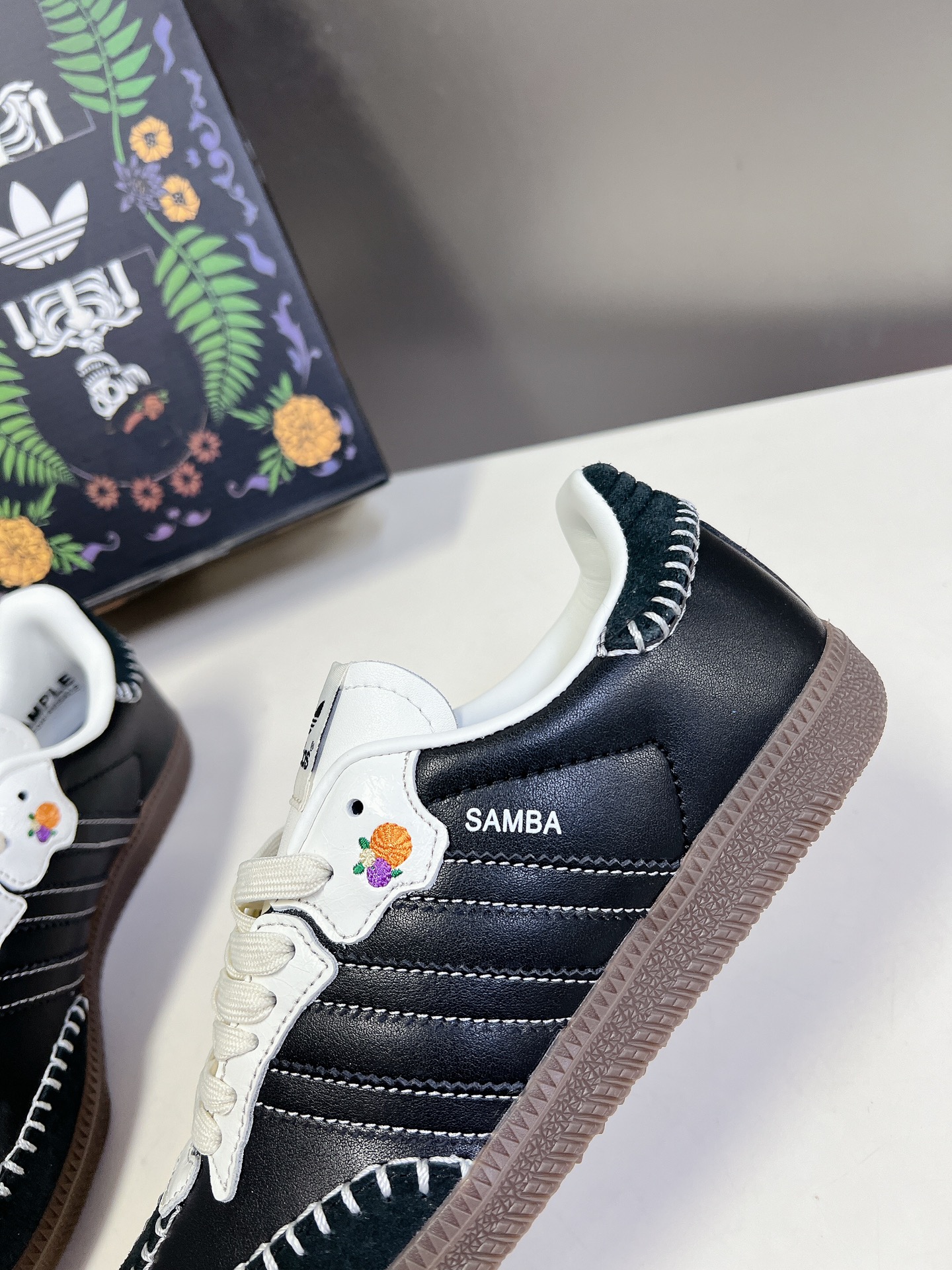 阿迪达斯AdidasoriginalsSAMBAOGDiaDeLosMuertosPack”2024亡