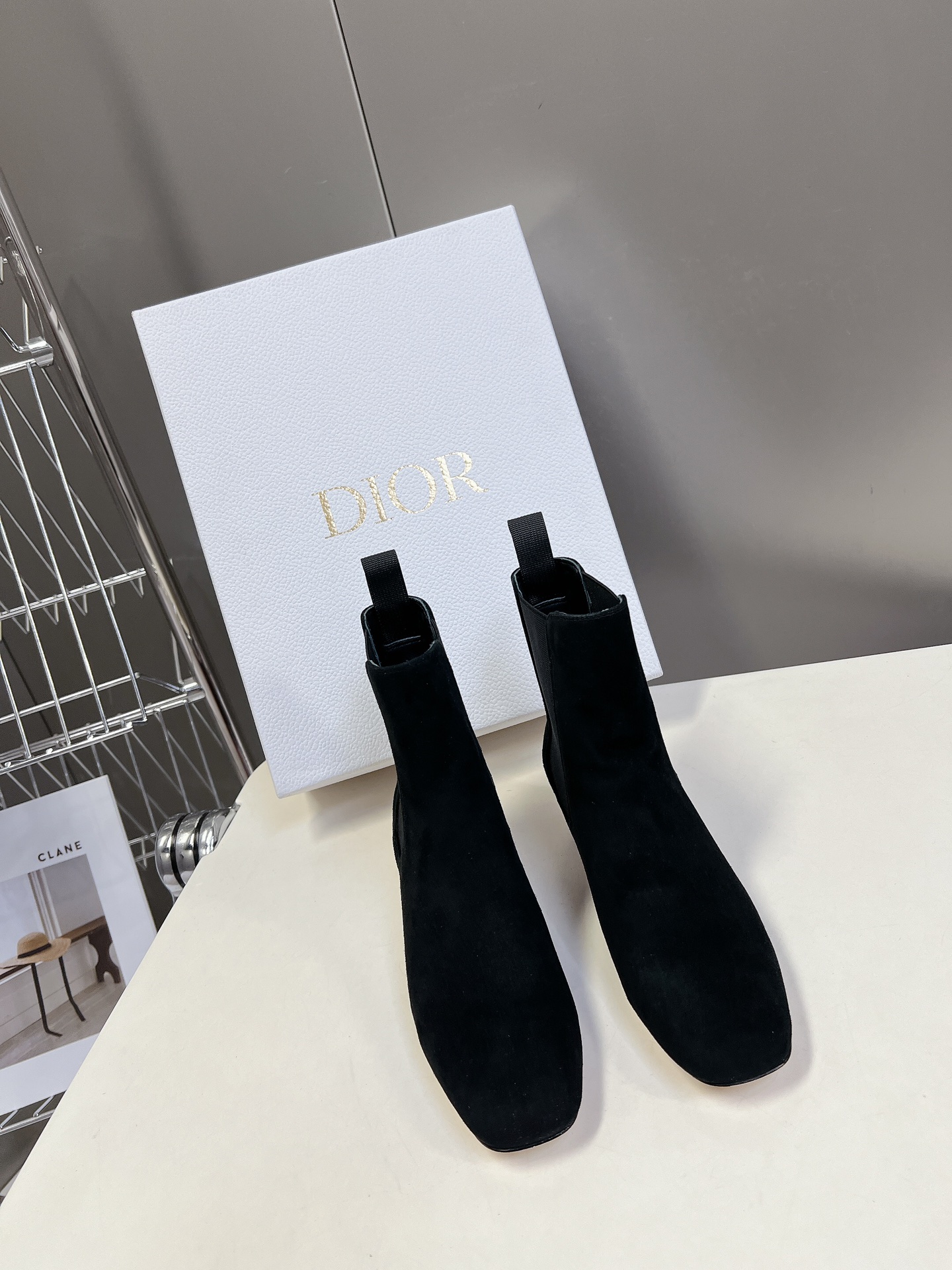 Dior迪奥2024秋冬新款Icon系列骑士女靴明星同款CD字母logo圆柱跟机车短靴圆头低跟一脚蹬弹力