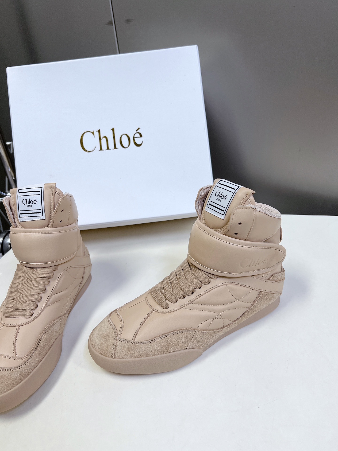 Chloe克洛伊/蔻依25春夏新款德训鞋原版鞋底全手工穿线所有的位置刚刚好网红爆款顶级休闲度假系列大咖网