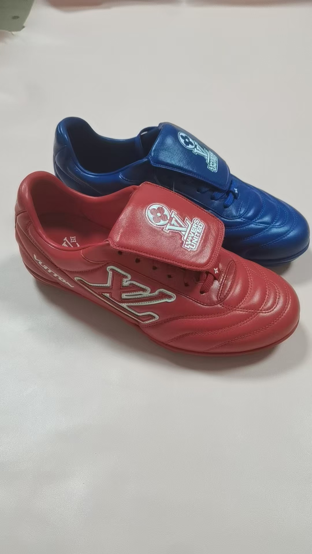 NO:222970,Authentic Donkey Football Shoes Buy ~ It's about to be a big product, casual shoes/sports shoes, louis vuitton, louis vuitton, sneakers19860909驴家足球鞋正品购入～即将大货,休闲鞋/运动鞋,louis vuitton,louis vuitton,sneakers,Women's Shoes