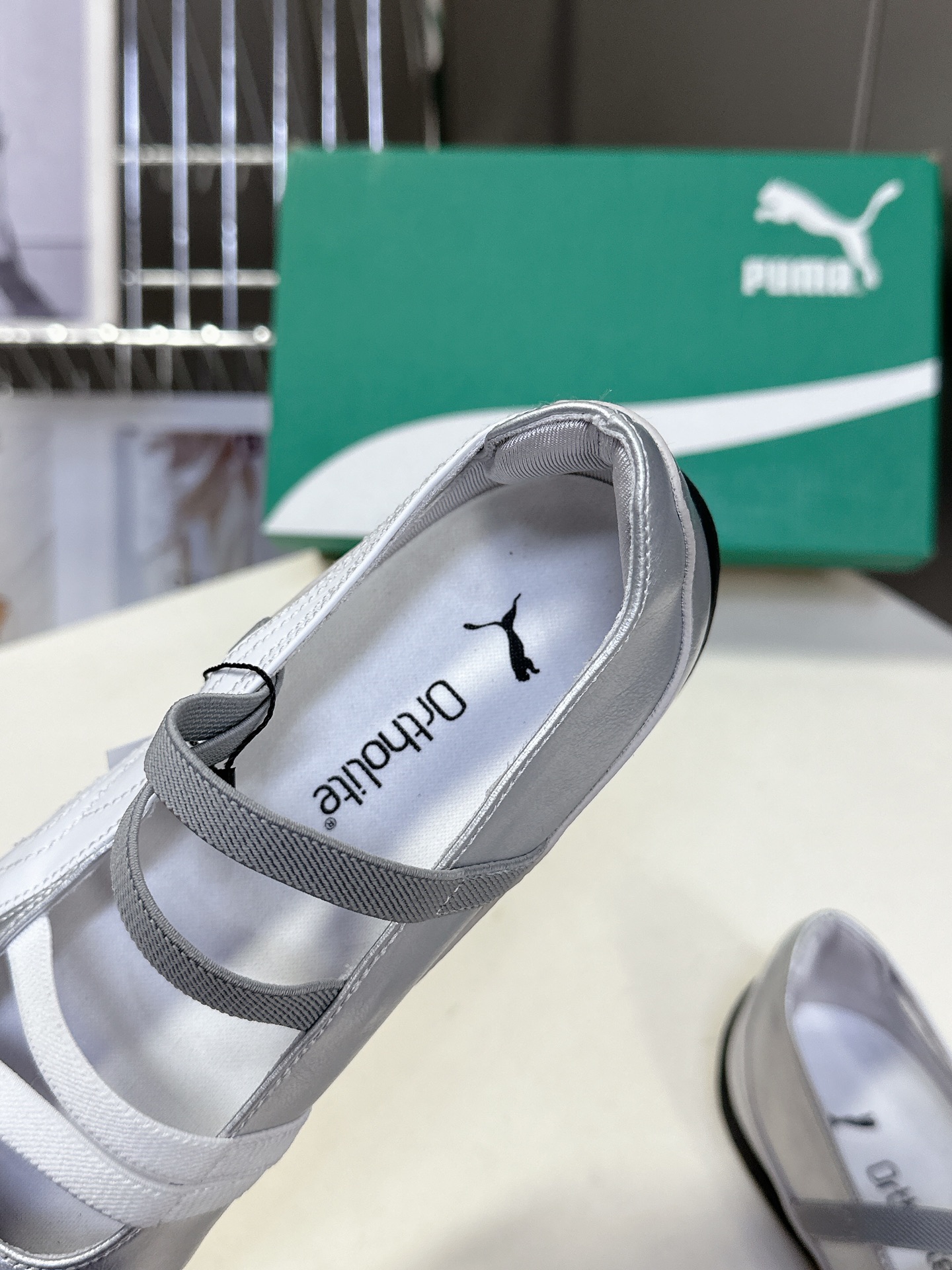  Puma 彪马春夏全新芭蕾舞运动鞋时尚与运动的完美融合

Rose朴彩英同款正品购入开发 细节可对原版