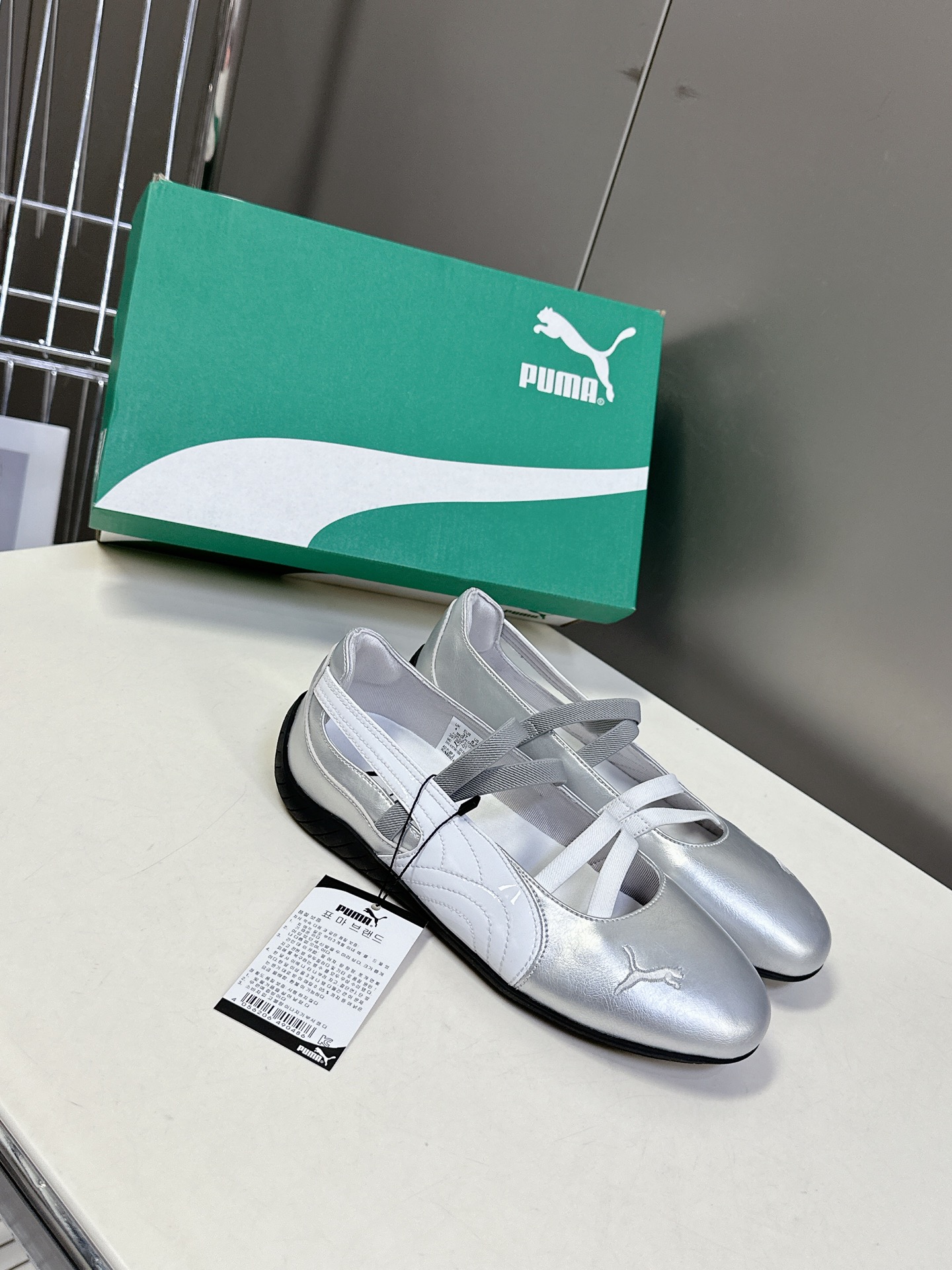  Puma 彪马春夏全新芭蕾舞运动鞋时尚与运动的完美融合

Rose朴彩英同款正品购入开发 细节可对原版