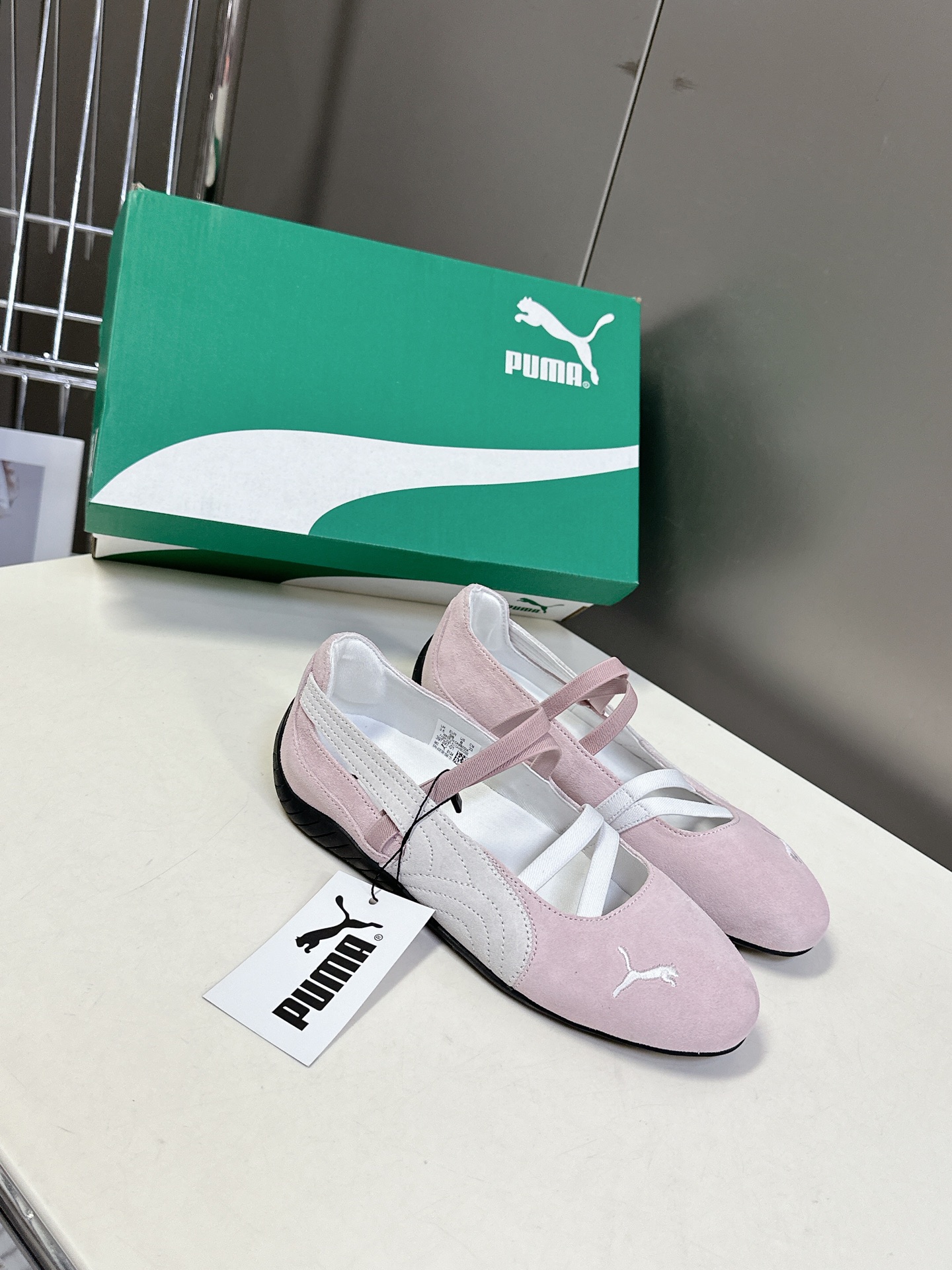  Puma 彪马春夏全新芭蕾舞运动鞋时尚与运动的完美融合

Rose朴彩英同款正品购入开发 细节可对原版