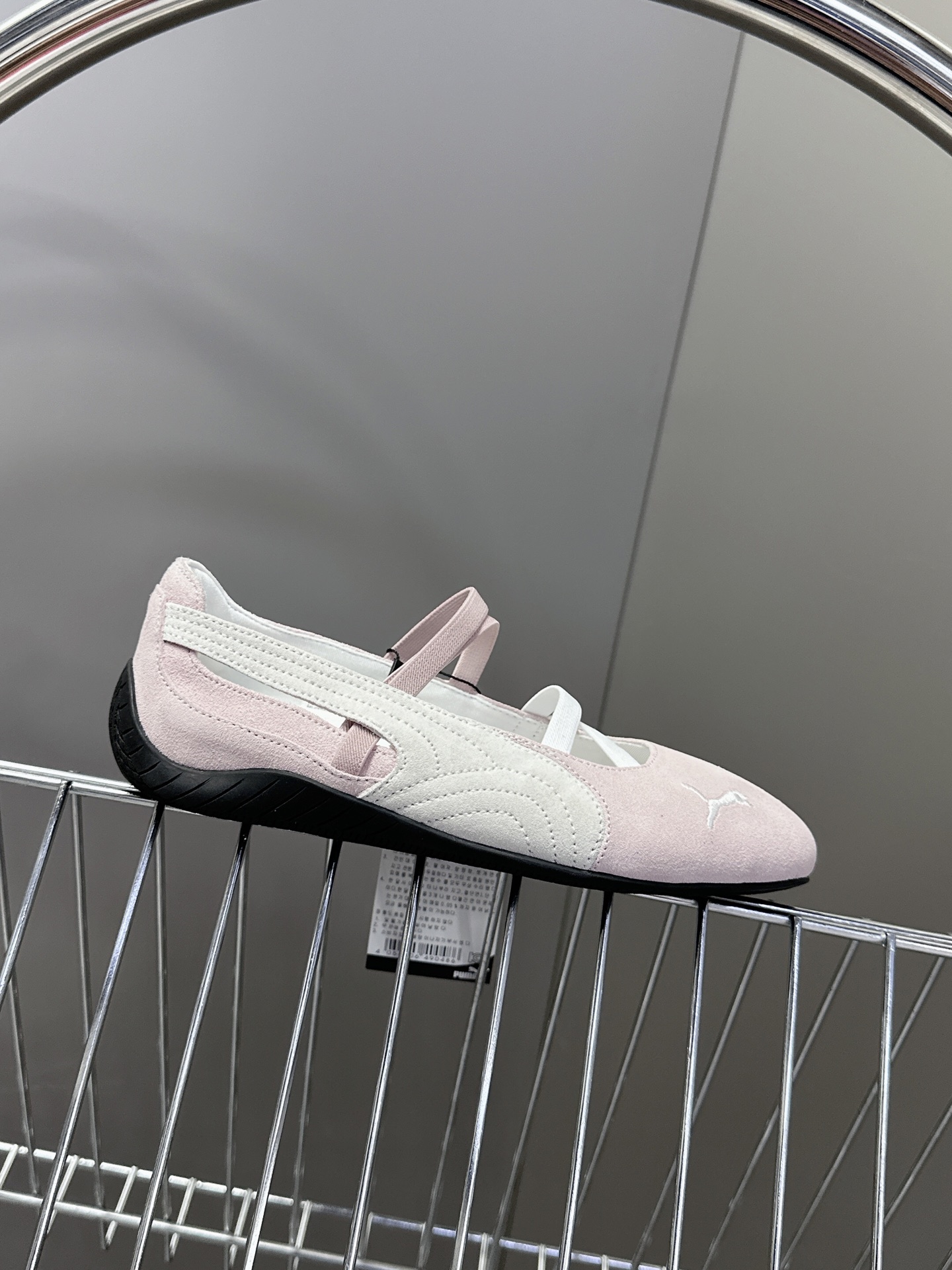  Puma 彪马春夏全新芭蕾舞运动鞋时尚与运动的完美融合

Rose朴彩英同款正品购入开发 细节可对原版