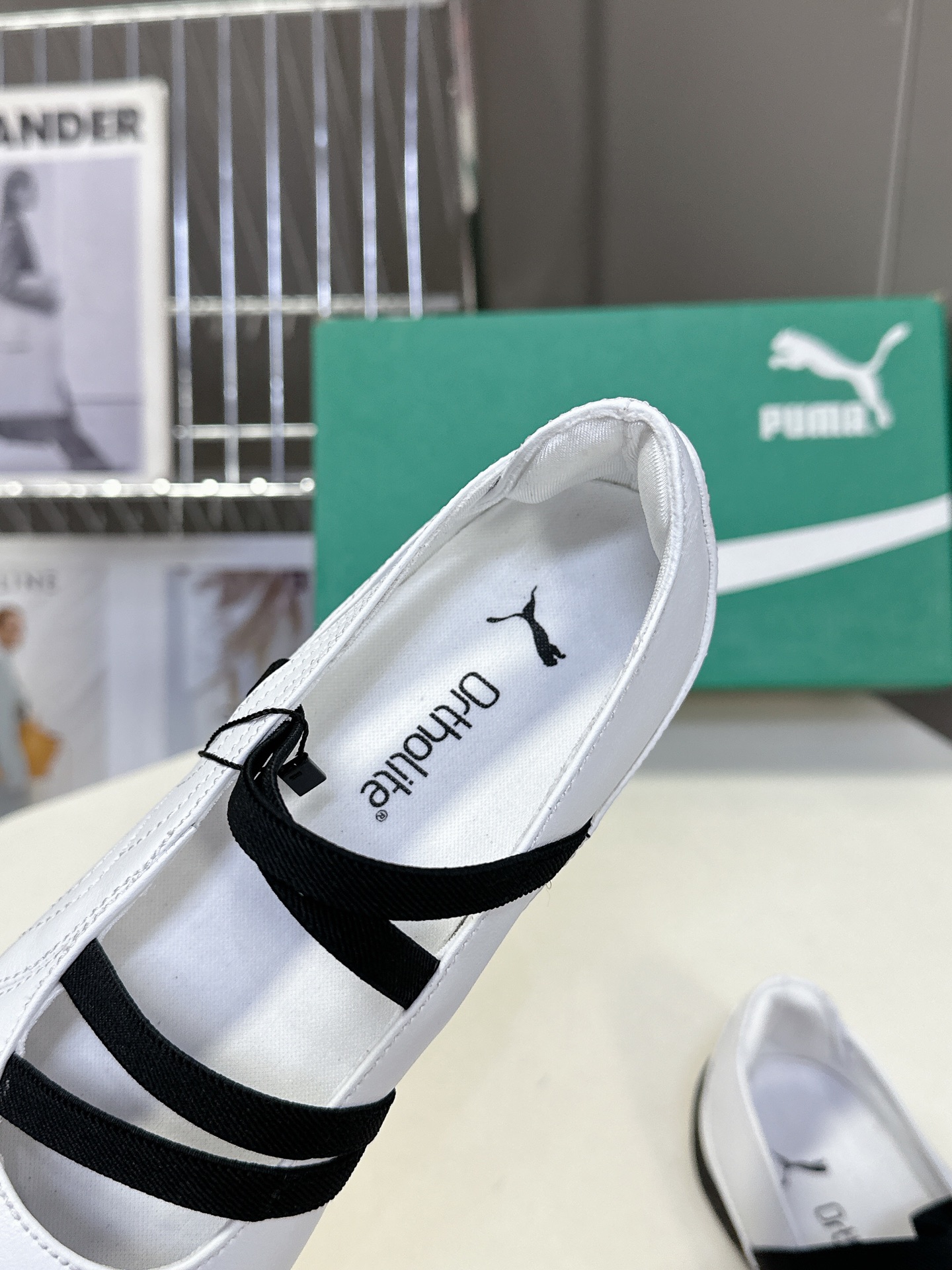  Puma 彪马春夏全新芭蕾舞运动鞋时尚与运动的完美融合

Rose朴彩英同款正品购入开发 细节可对原版