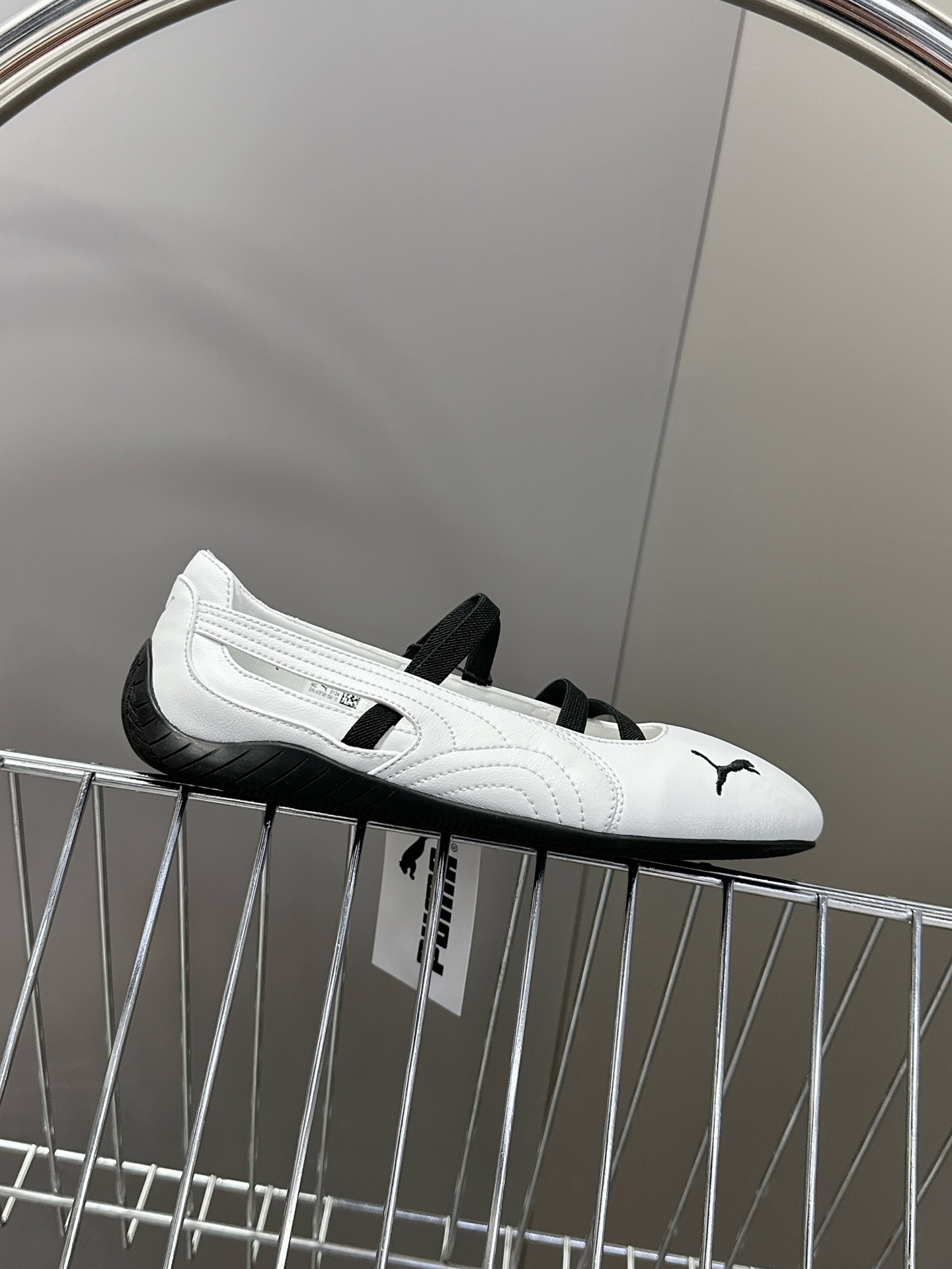  Puma 彪马春夏全新芭蕾舞运动鞋时尚与运动的完美融合

Rose朴彩英同款正品购入开发 细节可对原版