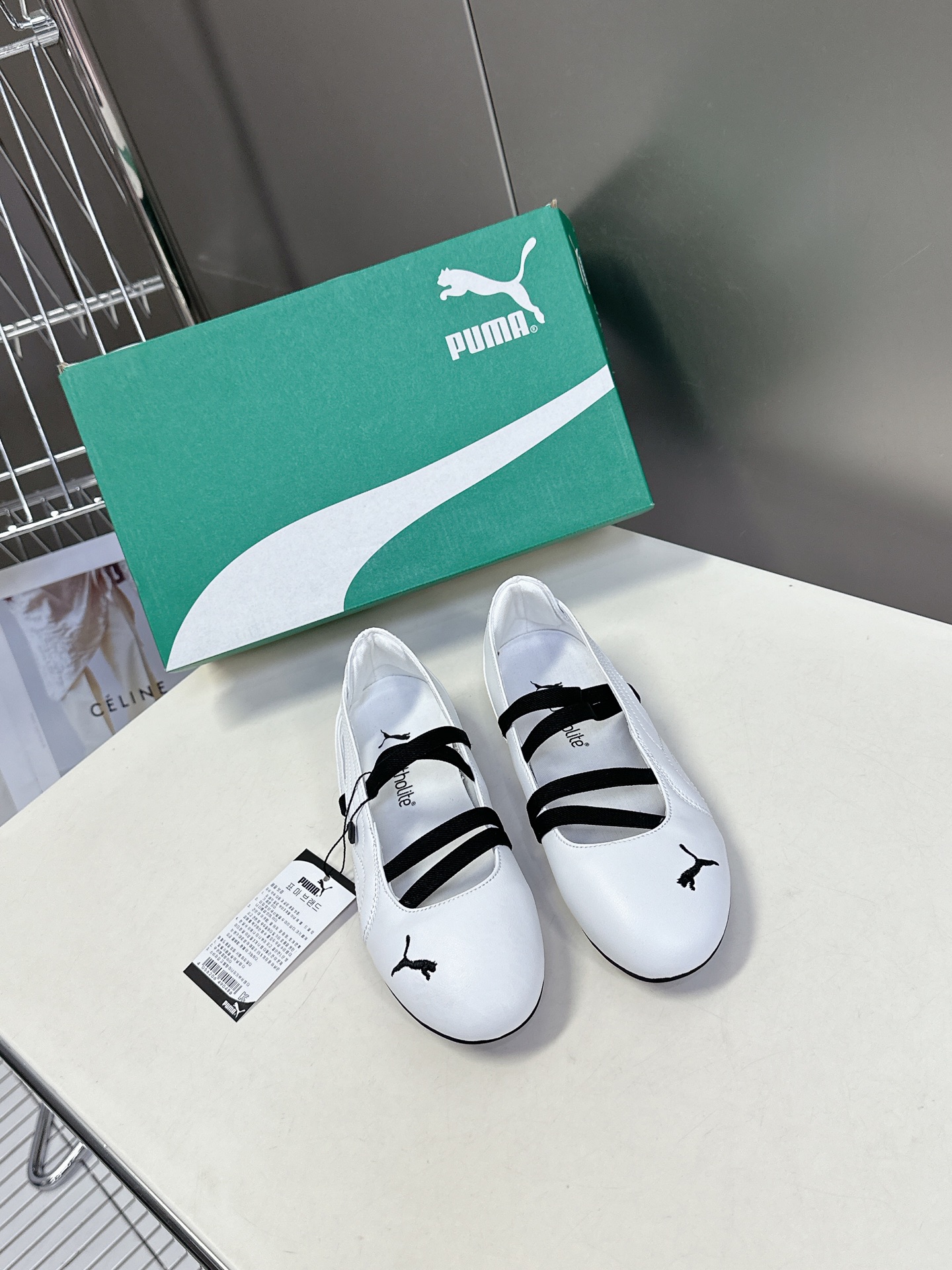  Puma 彪马春夏全新芭蕾舞运动鞋时尚与运动的完美融合

Rose朴彩英同款正品购入开发 细节可对原版