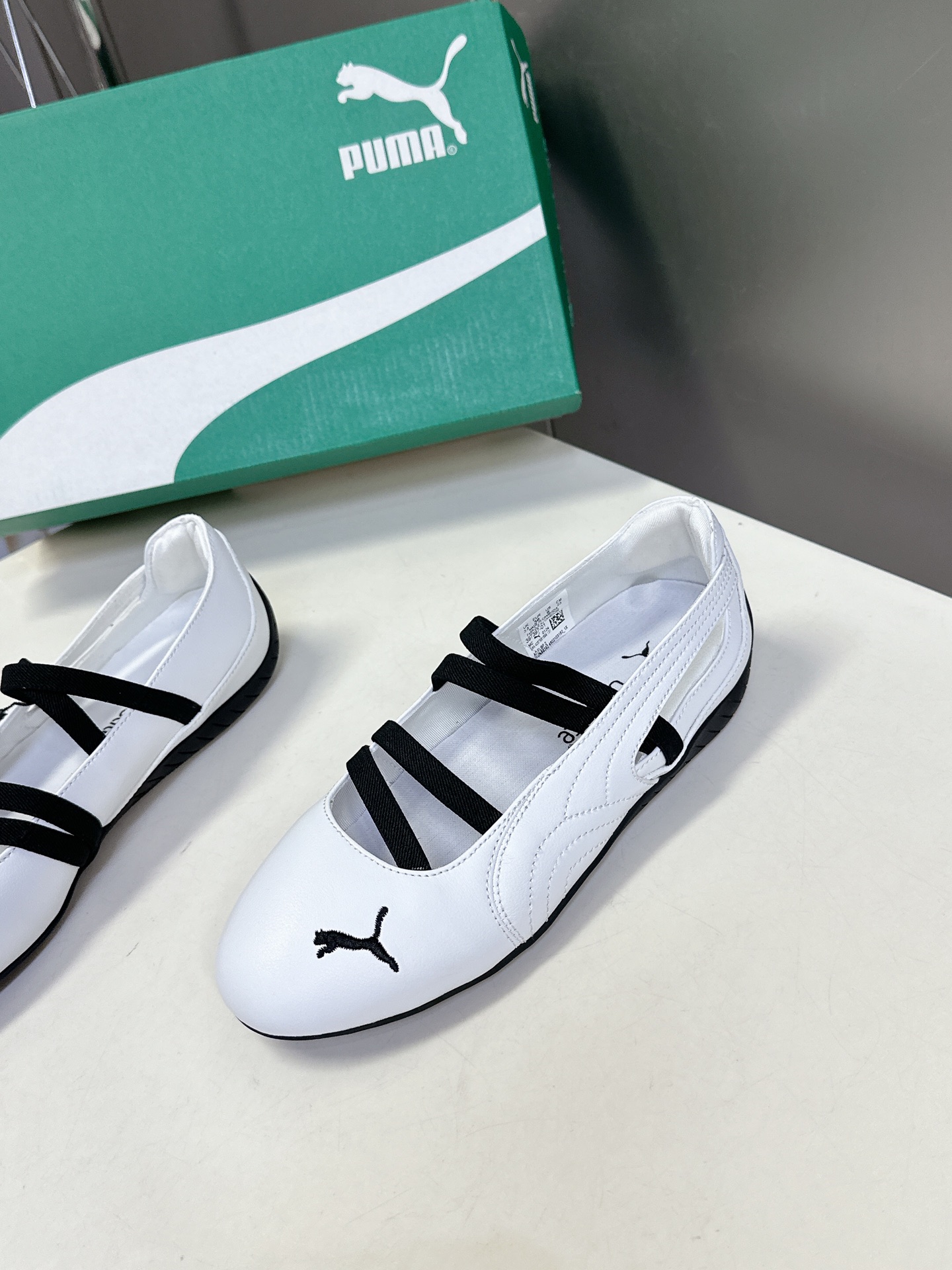  Puma 彪马春夏全新芭蕾舞运动鞋时尚与运动的完美融合

Rose朴彩英同款正品购入开发 细节可对原版