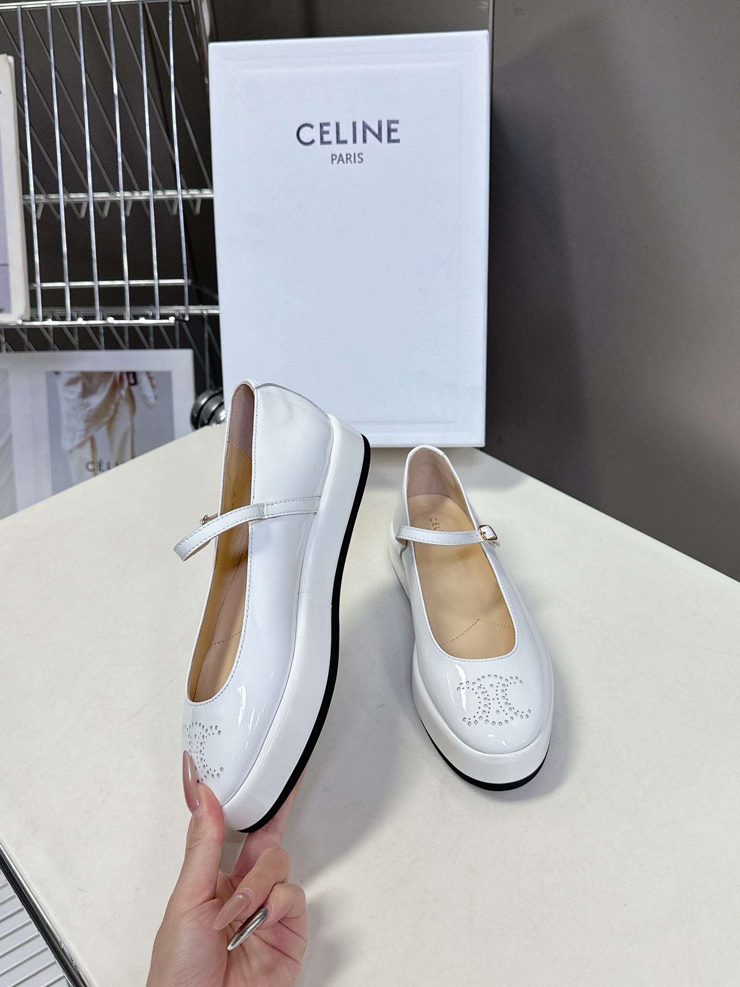  【CELINE】思琳代级别 春夏新品凯旋门复古玛丽珍鞋 进出专柜无压力，重工版，拒绝一眼假low货 原