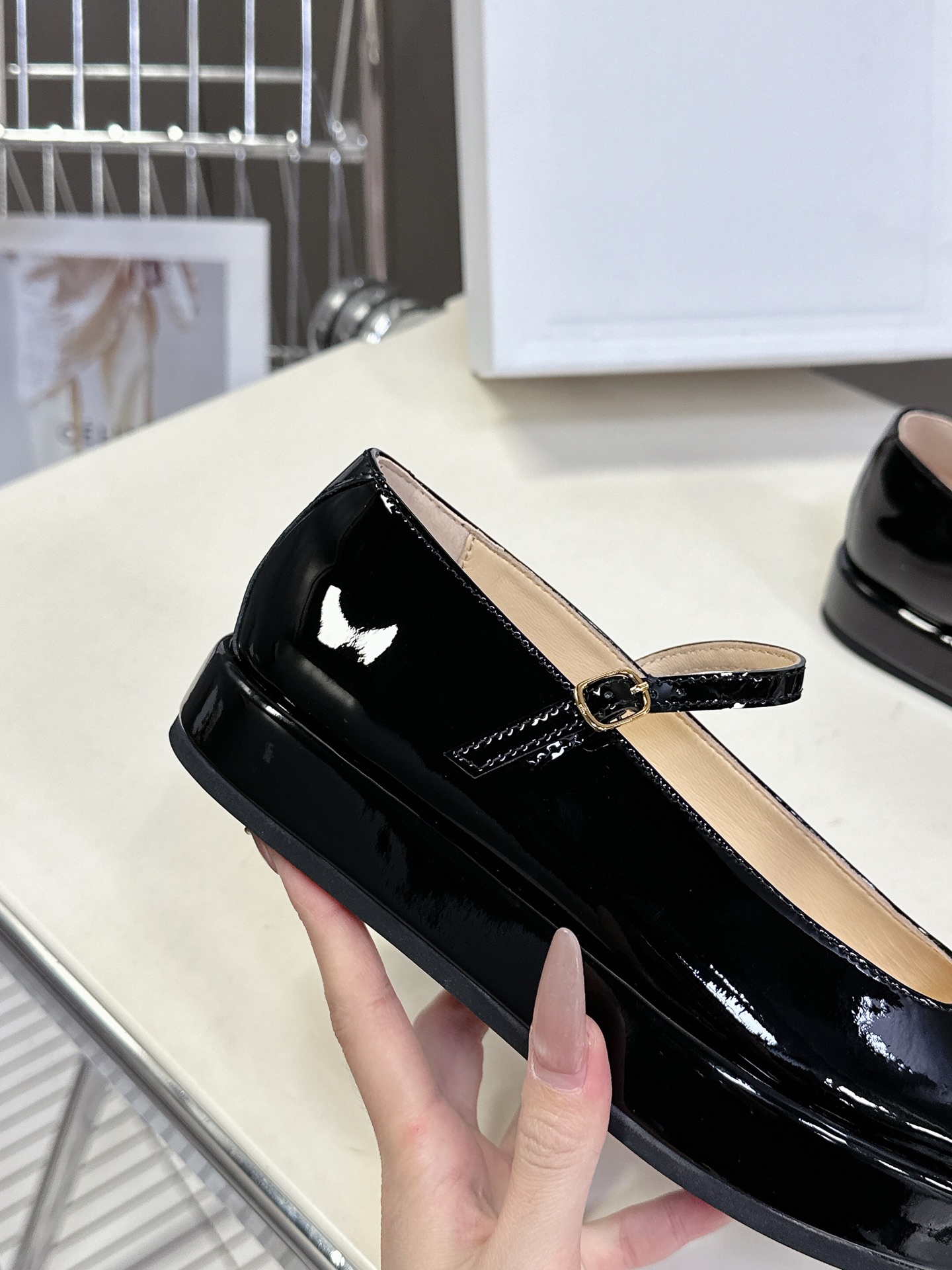  【CELINE】思琳代级别 春夏新品凯旋门复古玛丽珍鞋 进出专柜无压力，重工版，拒绝一眼假low货 原