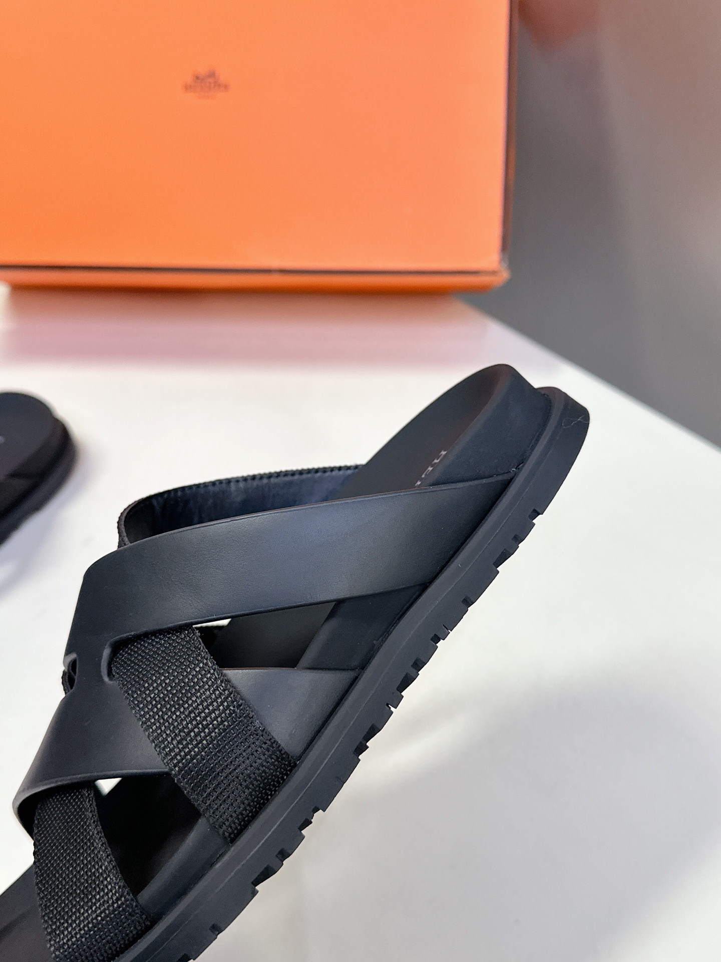 男➕10【ΗERMES 】爱马仕春夏经典情侣款二舅拖鞋 Chypre 丑萌丑萌二舅拖鞋——老头拖鞋，上脚