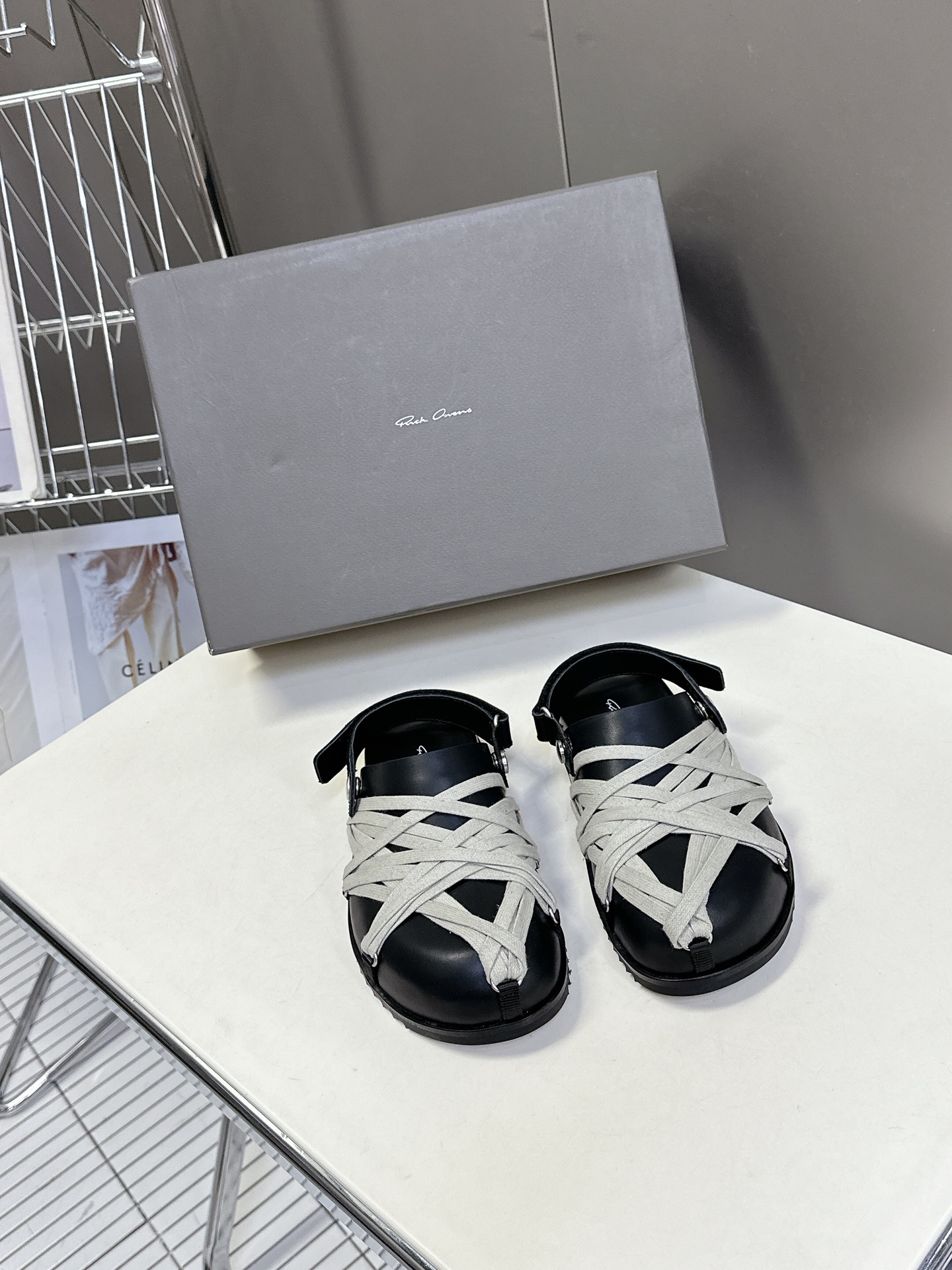 Rickowens 欧文斯疯狂绑带情侣款拖鞋 麂皮黑色 年度“鞋王”区分市面所有版本 纯手工打造纯原，非