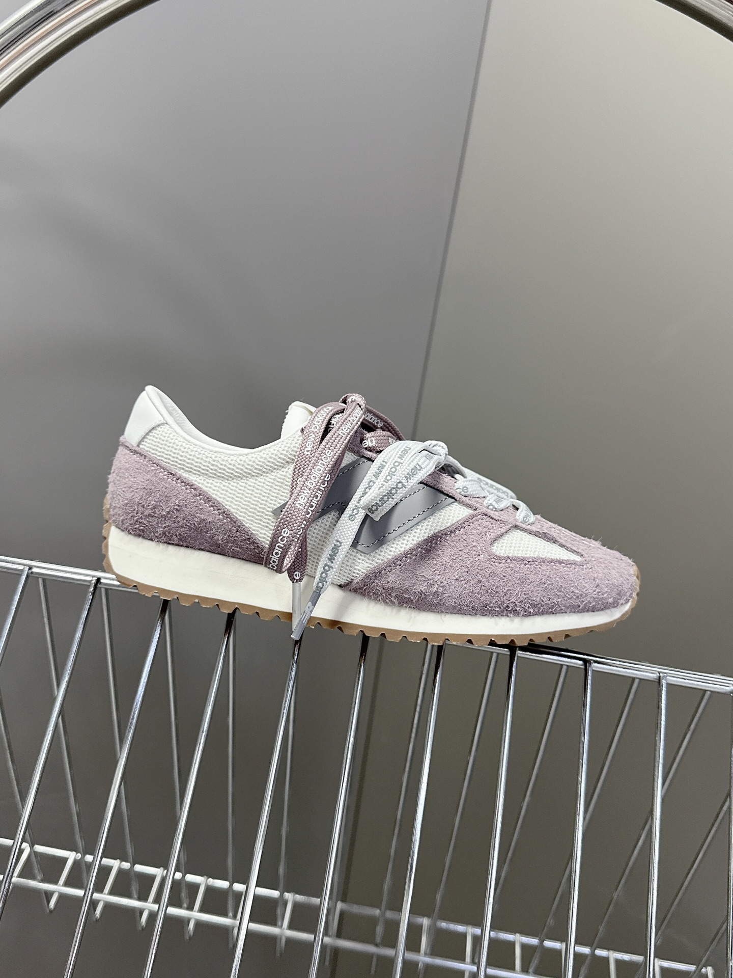  NEWBALANCE 新百伦NB 471复古慢跑鞋张元英同款  复古先锋休闲运动慢跑鞋，上世纪70年代