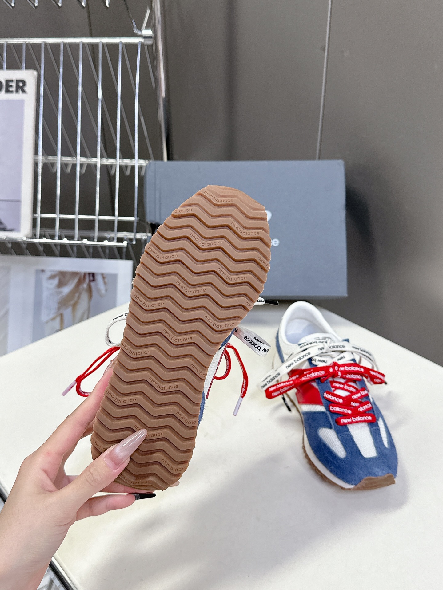  NEWBALANCE 新百伦NB 471复古慢跑鞋张元英同款  复古先锋休闲运动慢跑鞋，上世纪70年代