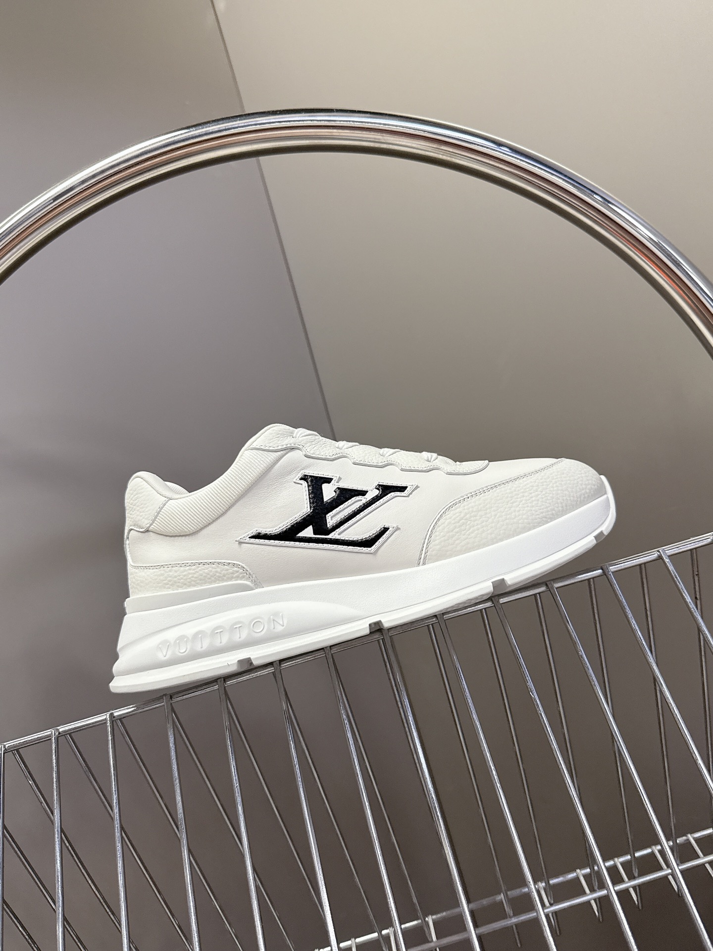  LV路易威登春夏最新款运动鞋
  2025春夏新款 顶级版本‼️原版一致专柜主打最新款休闲鞋 硬货上新