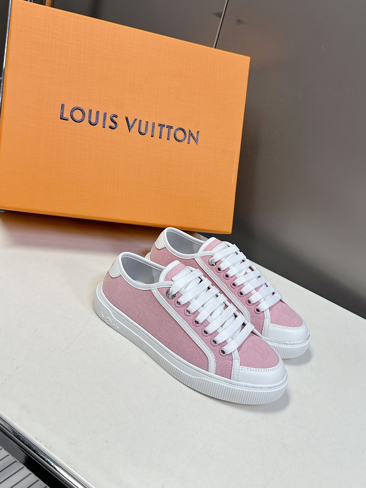 LV路易威登 Lagoon Sneaker 25ss春夏新款 丹宁牛仔帆布鞋 春夏限定 真的有人可以拒