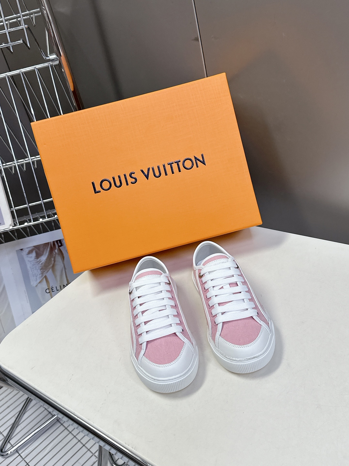 LV路易威登 Lagoon Sneaker 25ss春夏新款 丹宁牛仔帆布鞋 春夏限定 真的有人可以拒